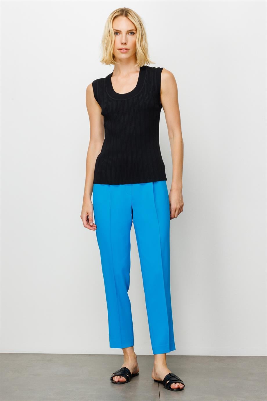 Elastan Kemerli Slim Paça Pantolon