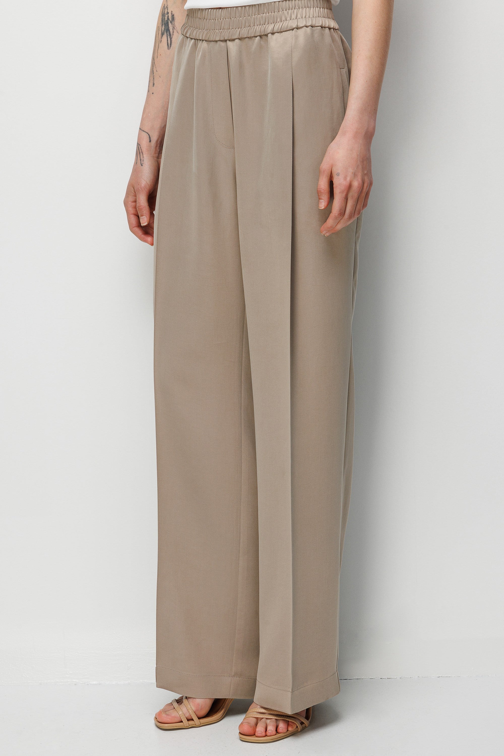 Elastan Kemerli Tek Pile Pantolon