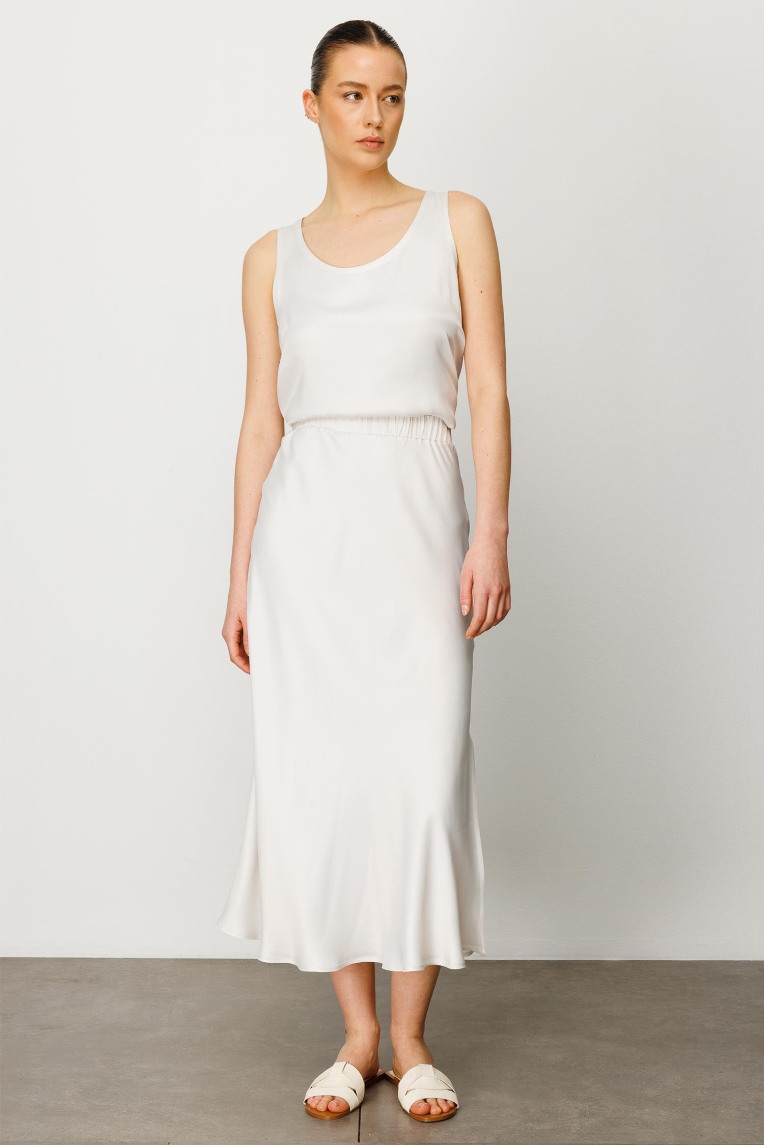 Elastan Kemerli Yırtmaçlı Verev Etek