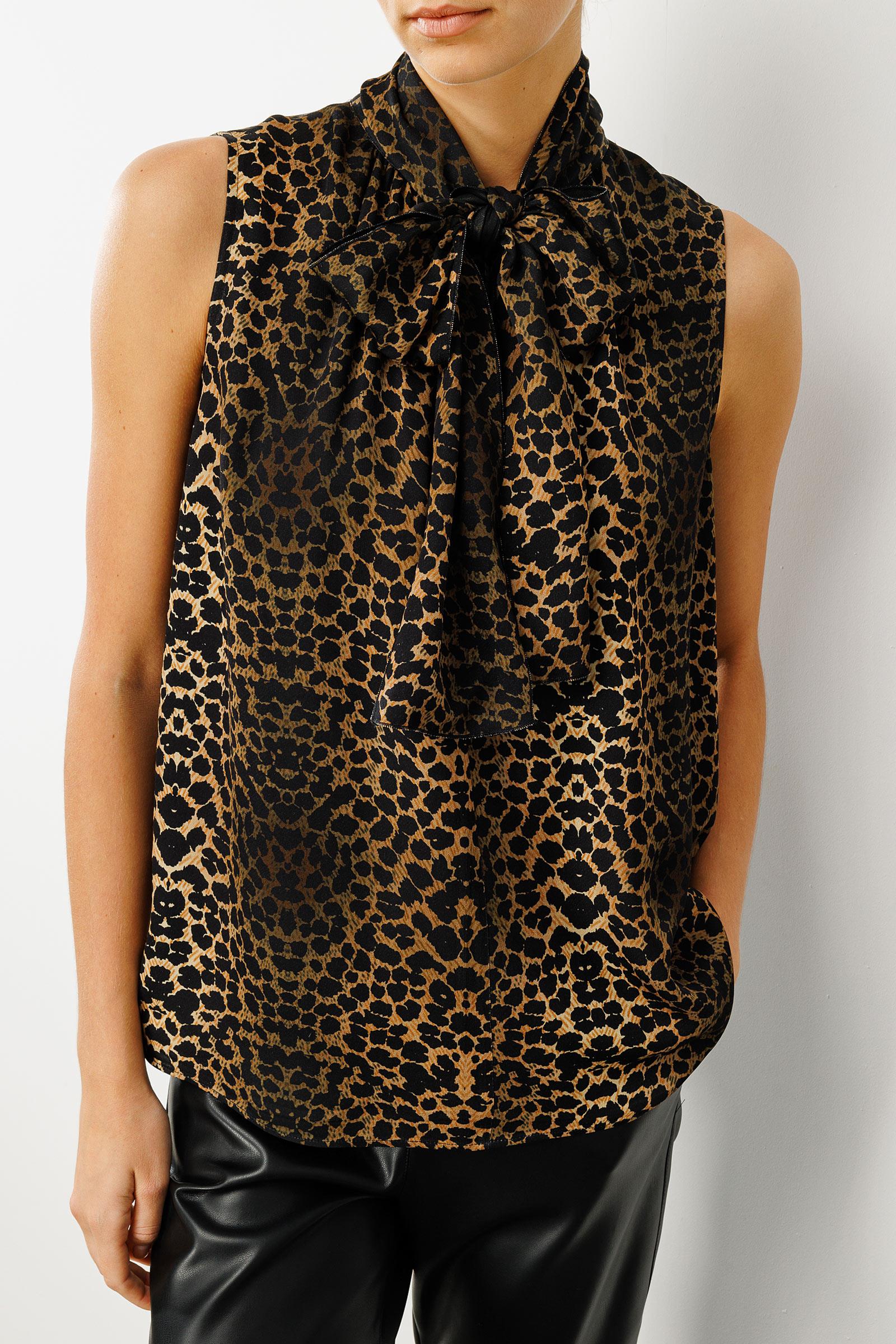 Fiyonklu Kolsuz Bluz