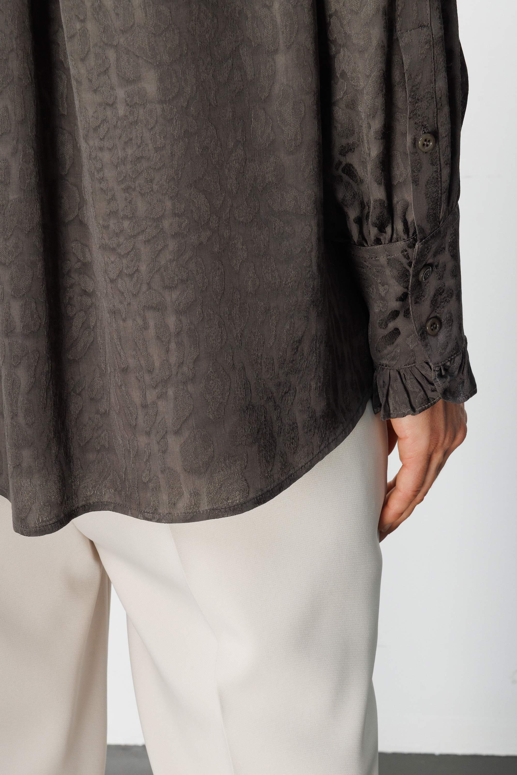 Fularlı Jakarlı Bluz