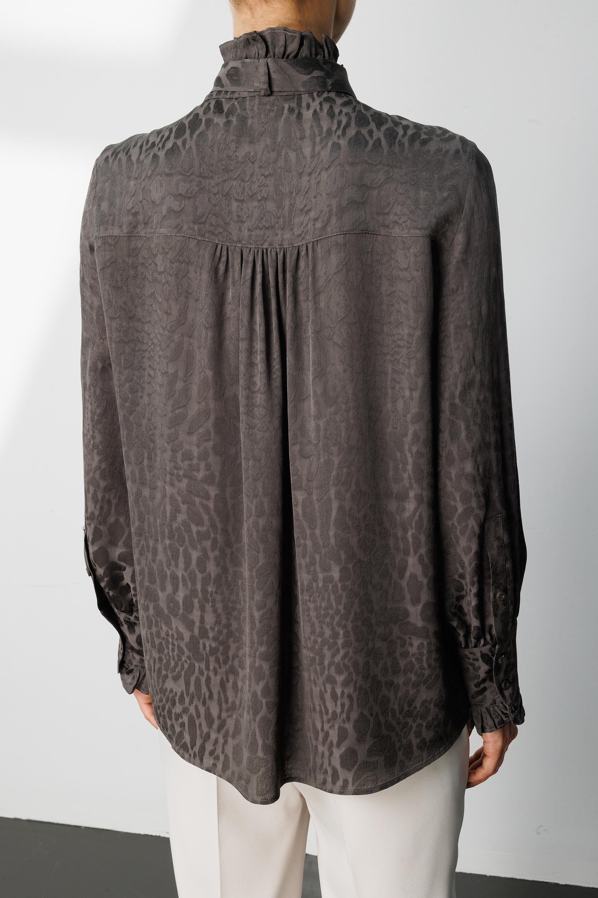 Fularlı Jakarlı Bluz