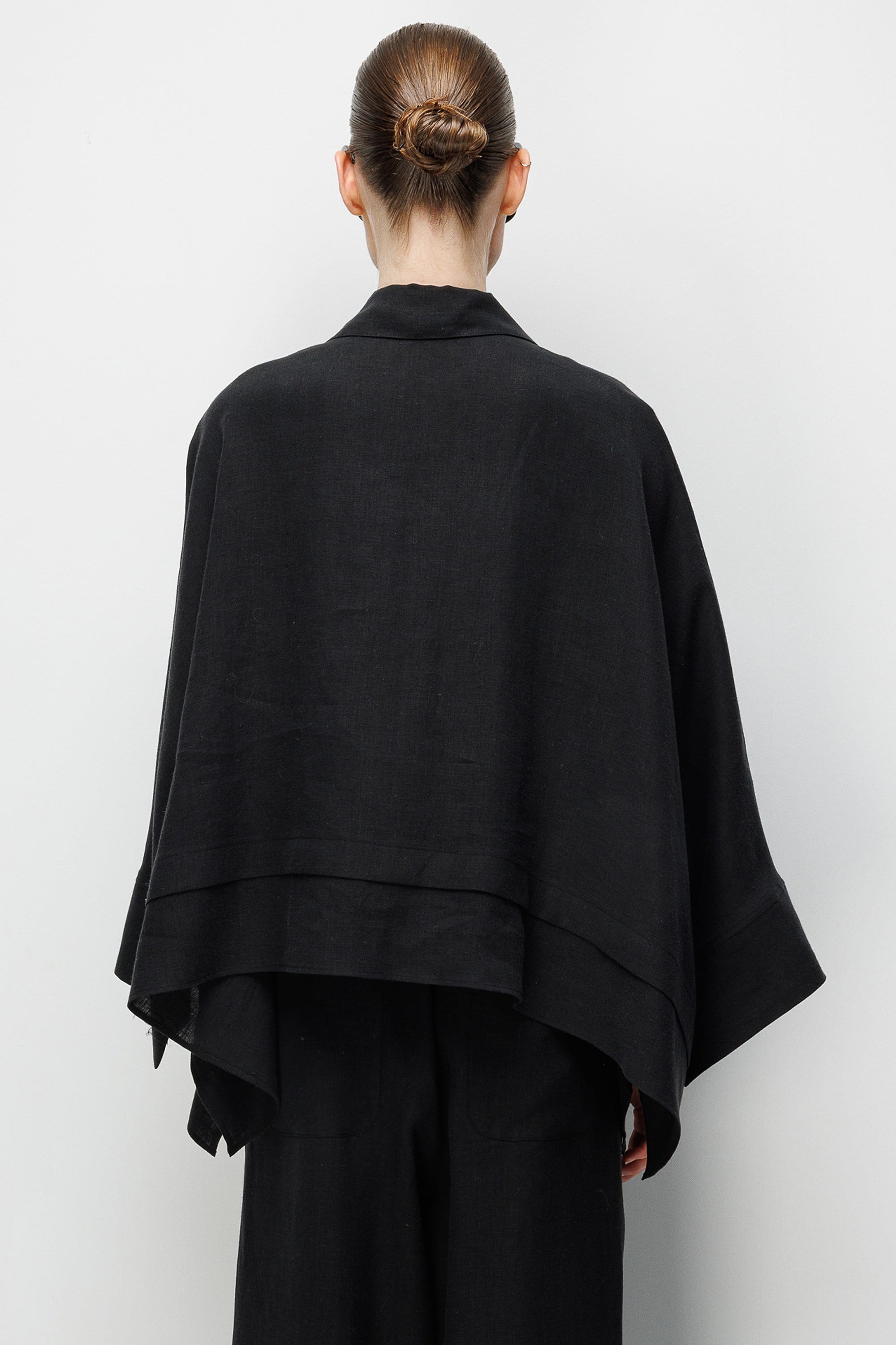 Geniş Manşetli Keten Bluz