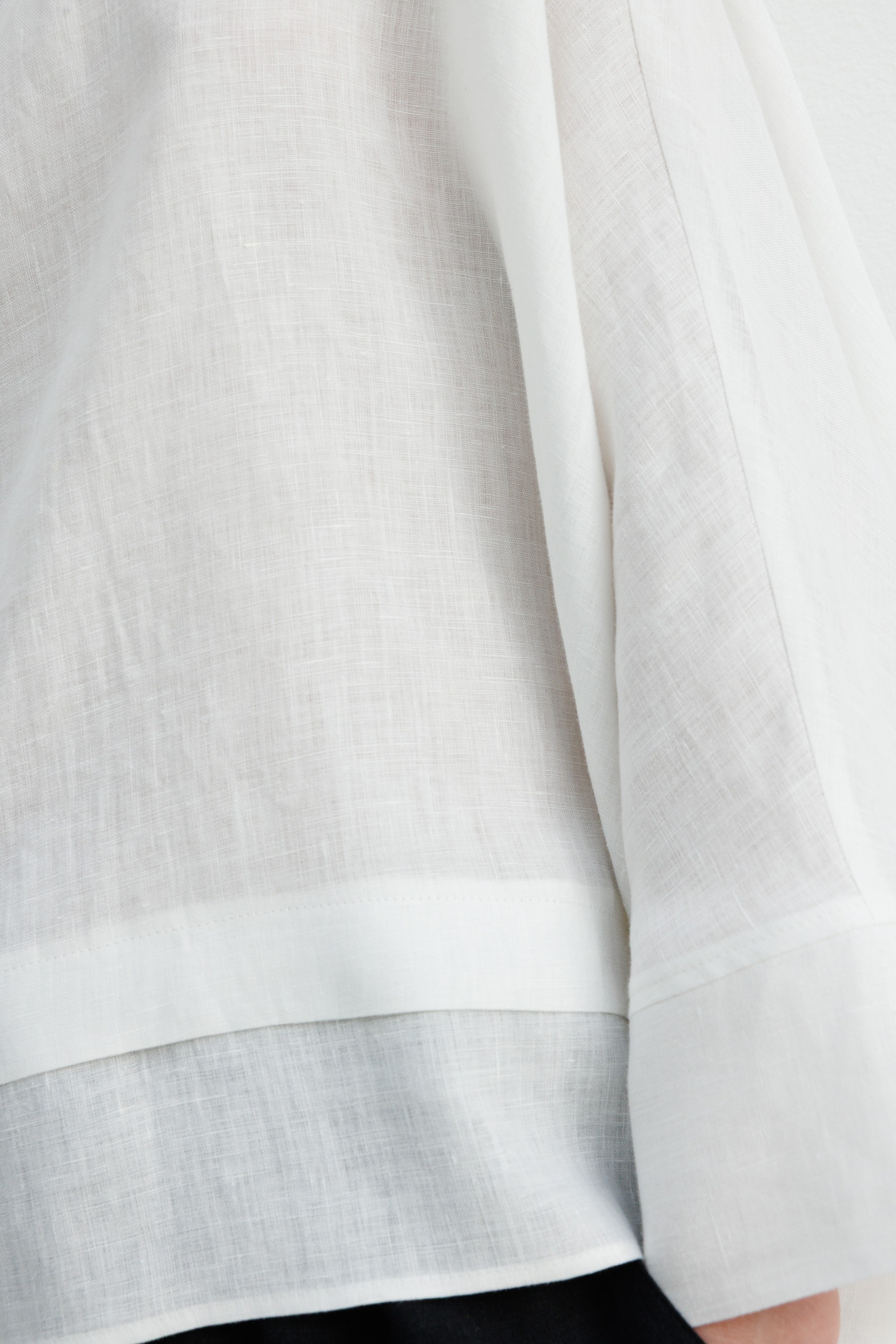 Geniş Manşetli Keten Bluz