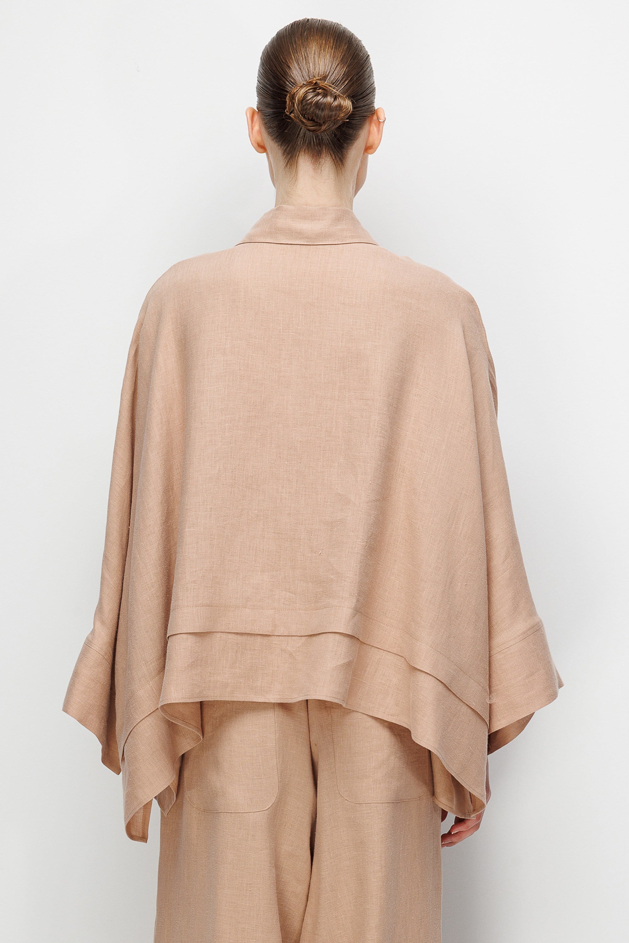 Geniş Manşetli Keten Bluz