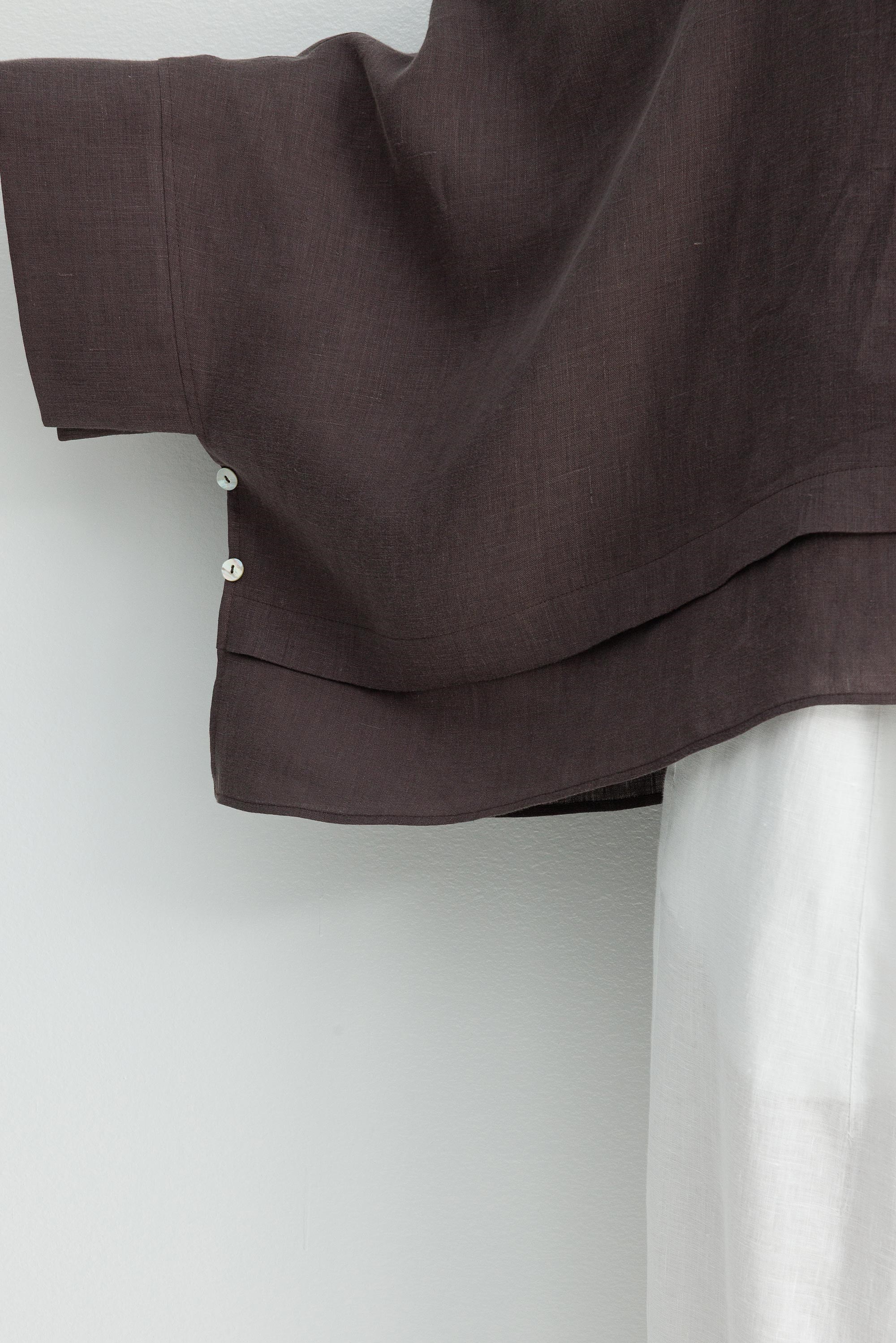 Geniş Manşetli Keten Bluz