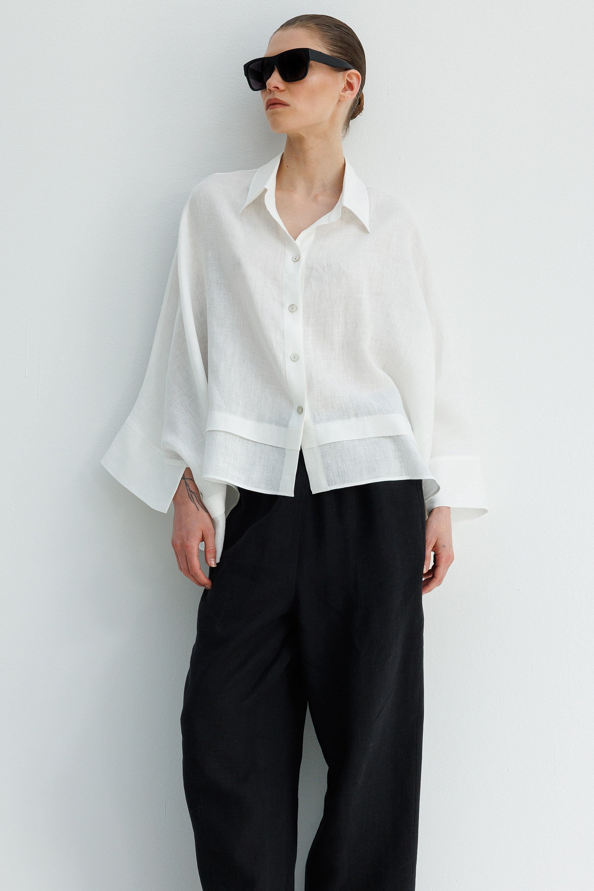 Geniş Manşetli Keten Bluz