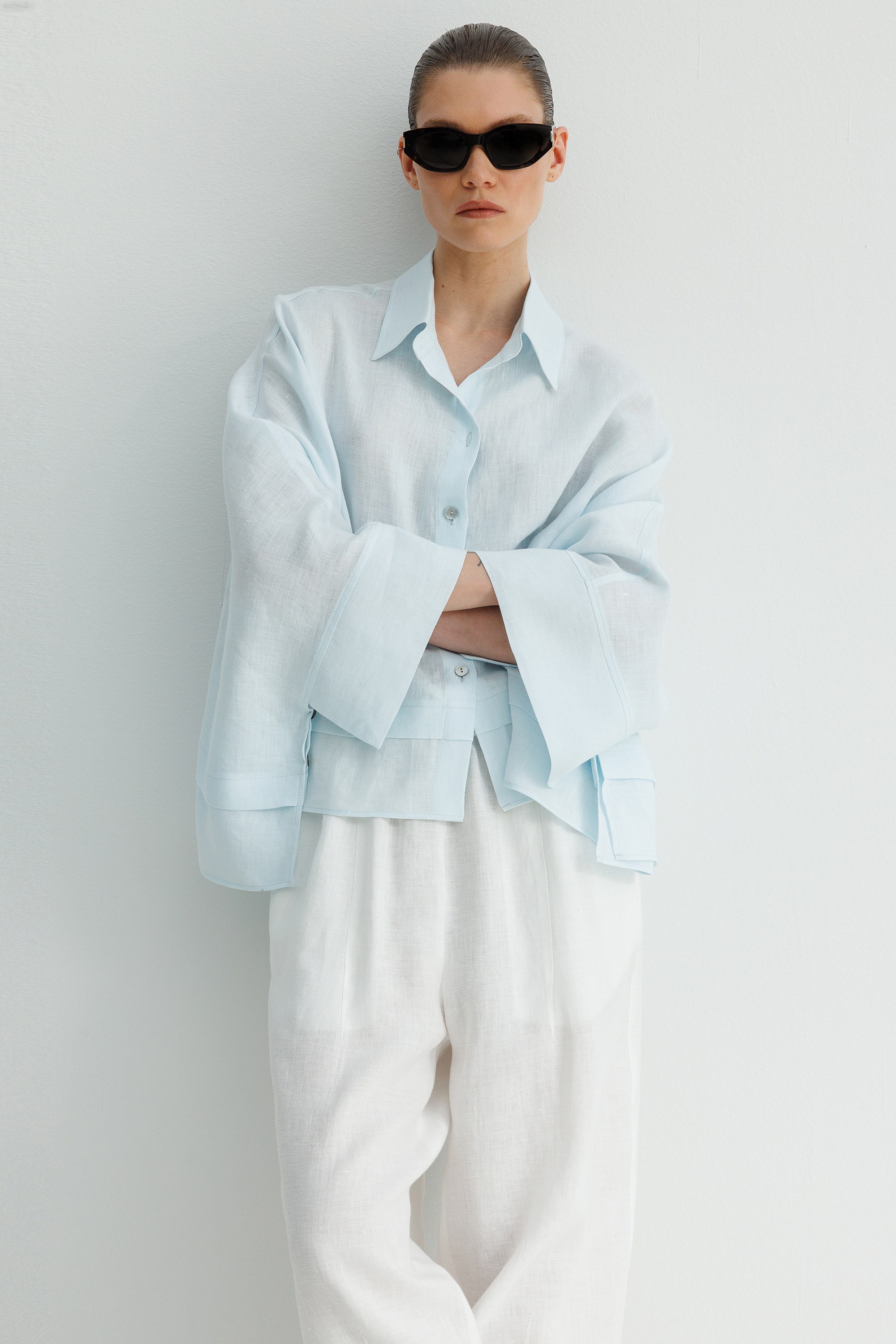 Geniş Manşetli Keten Bluz