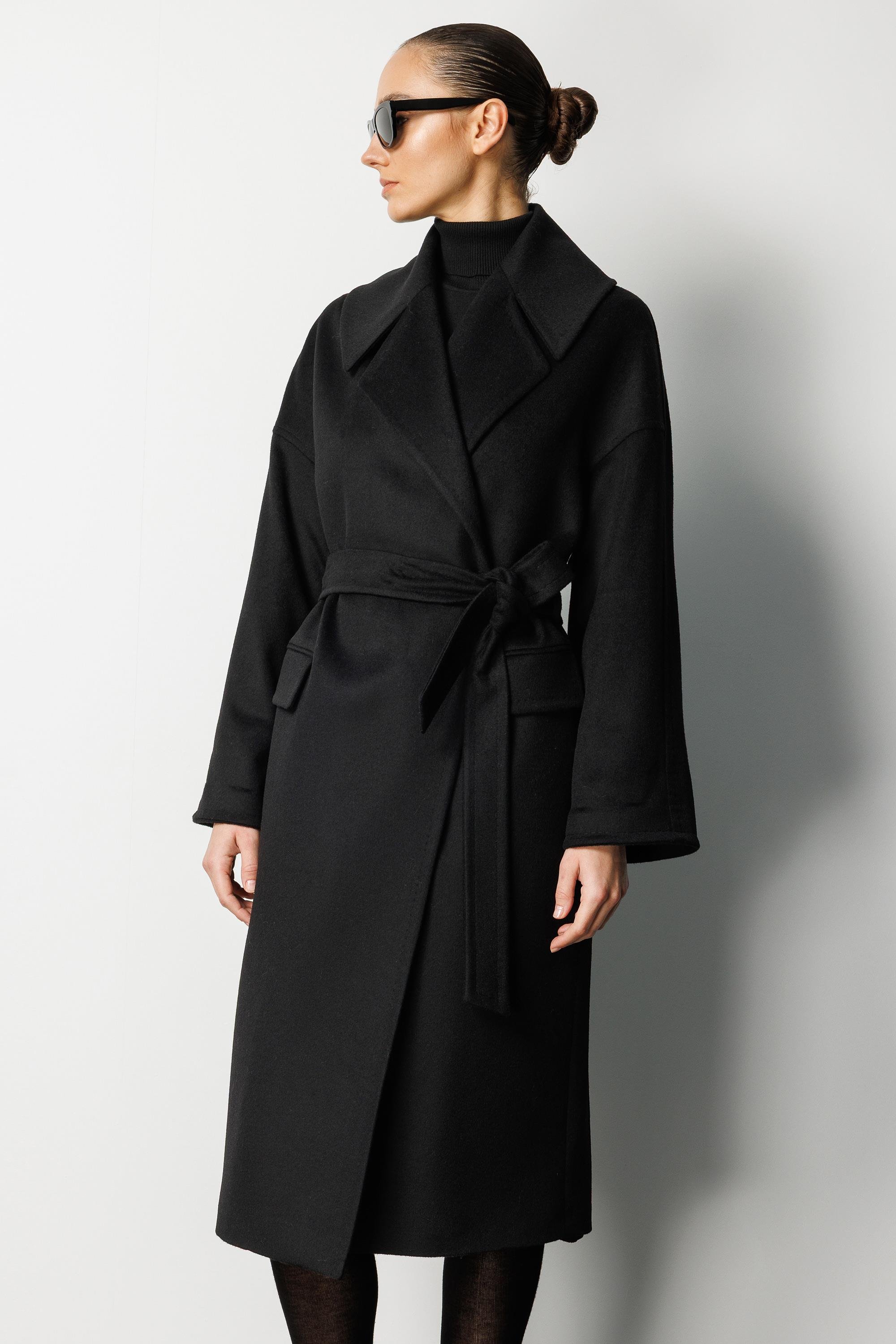 Geniş Yaka Kemerli Manto