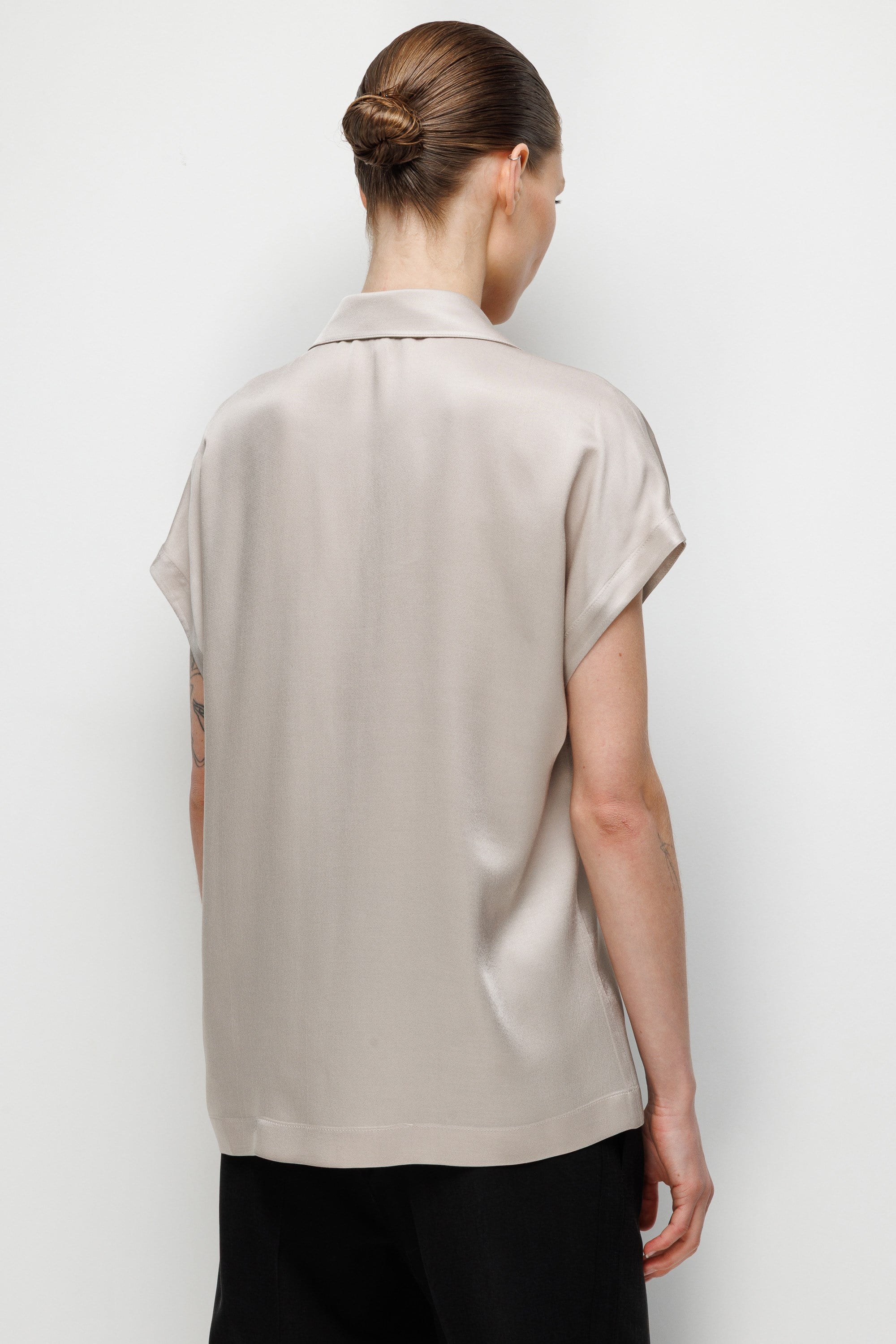 Gömlek Yaka Düşük Kol Bluz