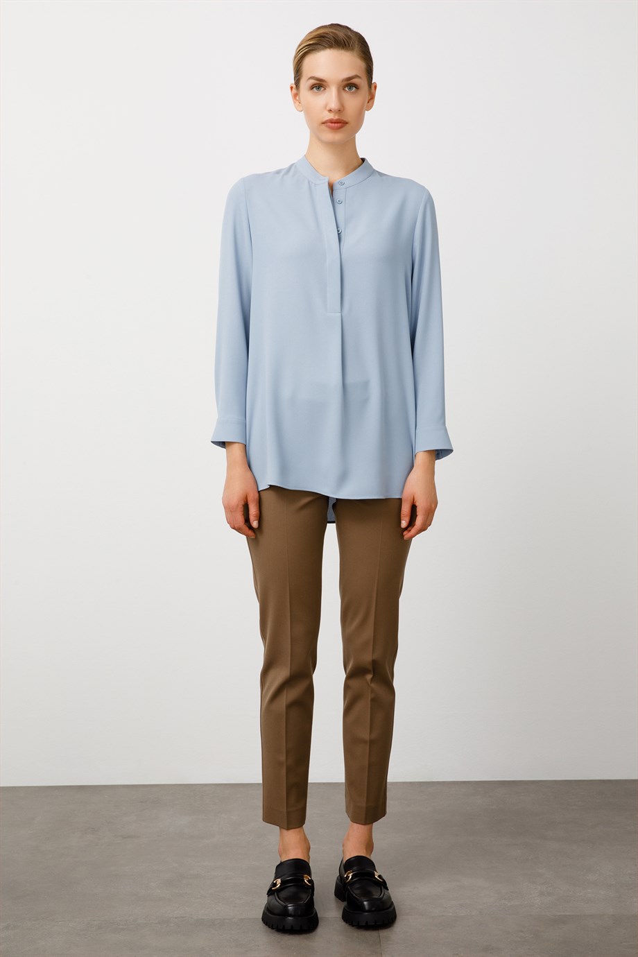 Hakim yaka yarım patlı