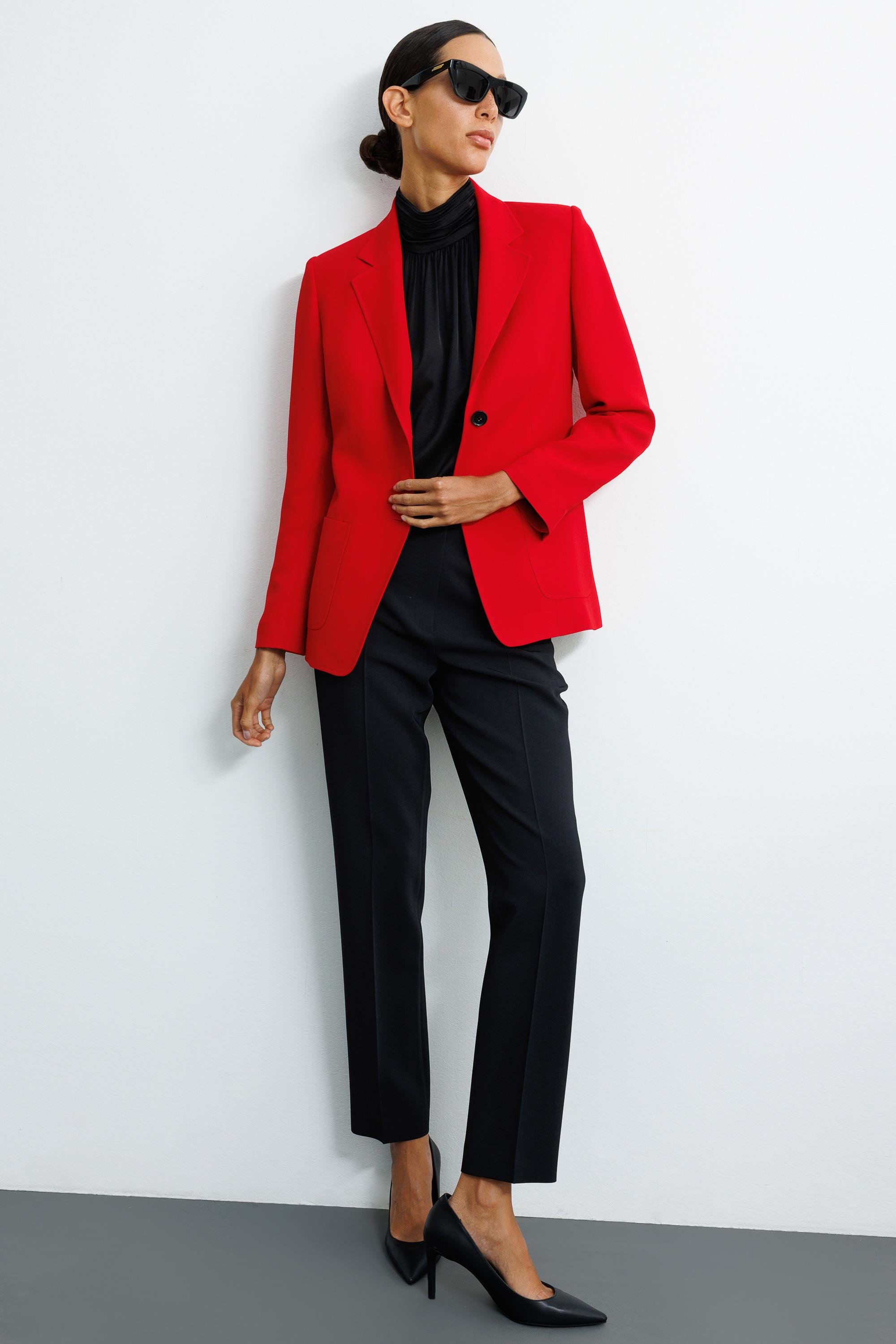 İki Dügmeli Dıştan Cepli Ceket