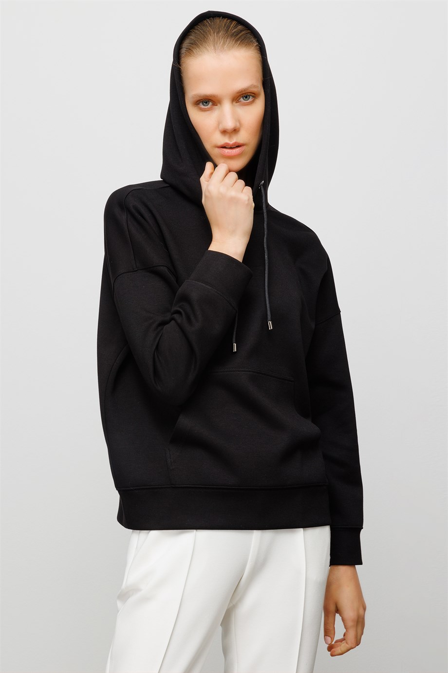 Kapüşonlu Cepli Sweat