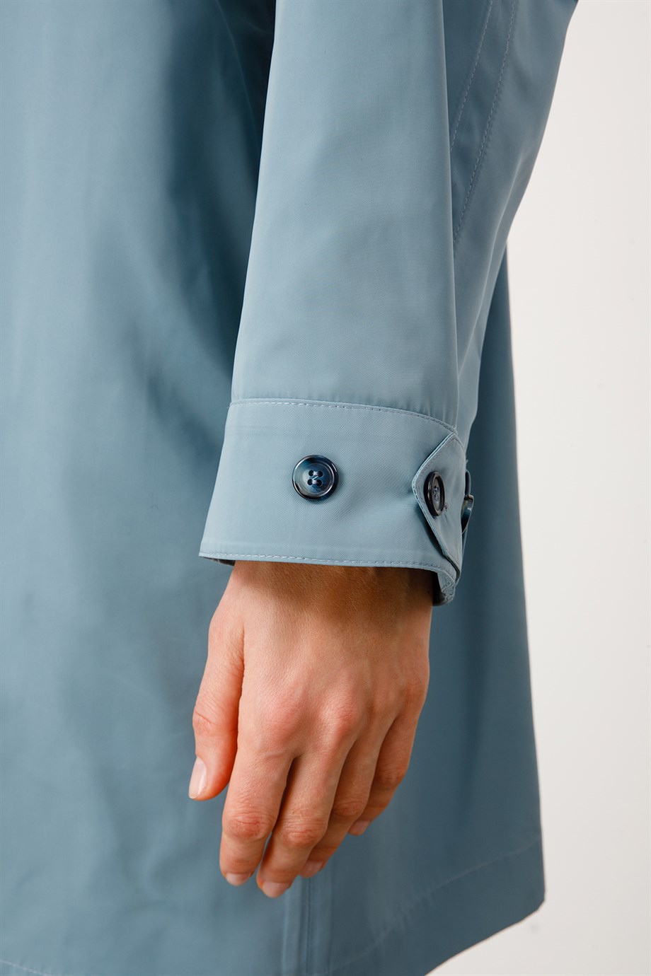 Kapüşonlu Fermuarlı Pardesü