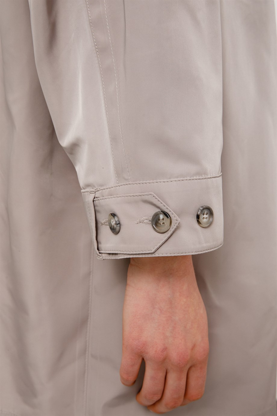 Kapüşonlu Fermuarlı Pardesü