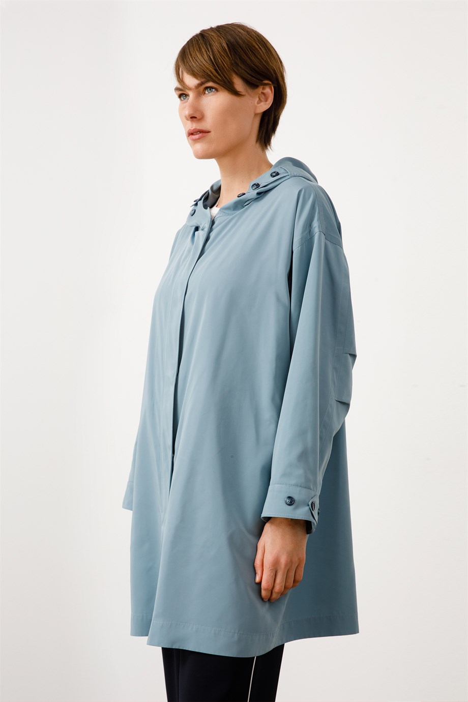 Kapüşonlu Fermuarlı Pardesü