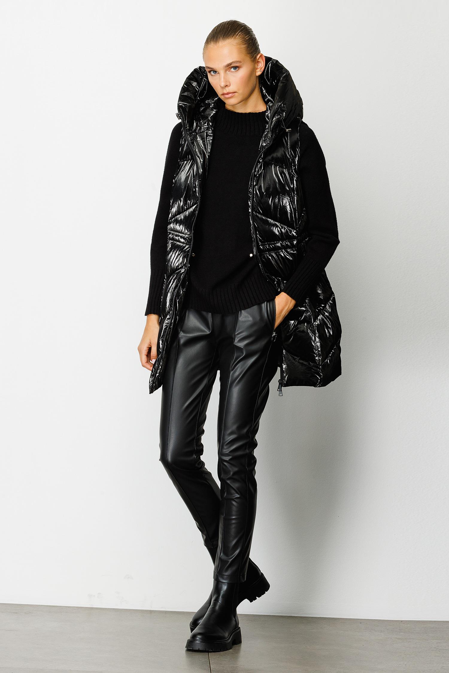 Kapüşonlu Kolsuz Anorak