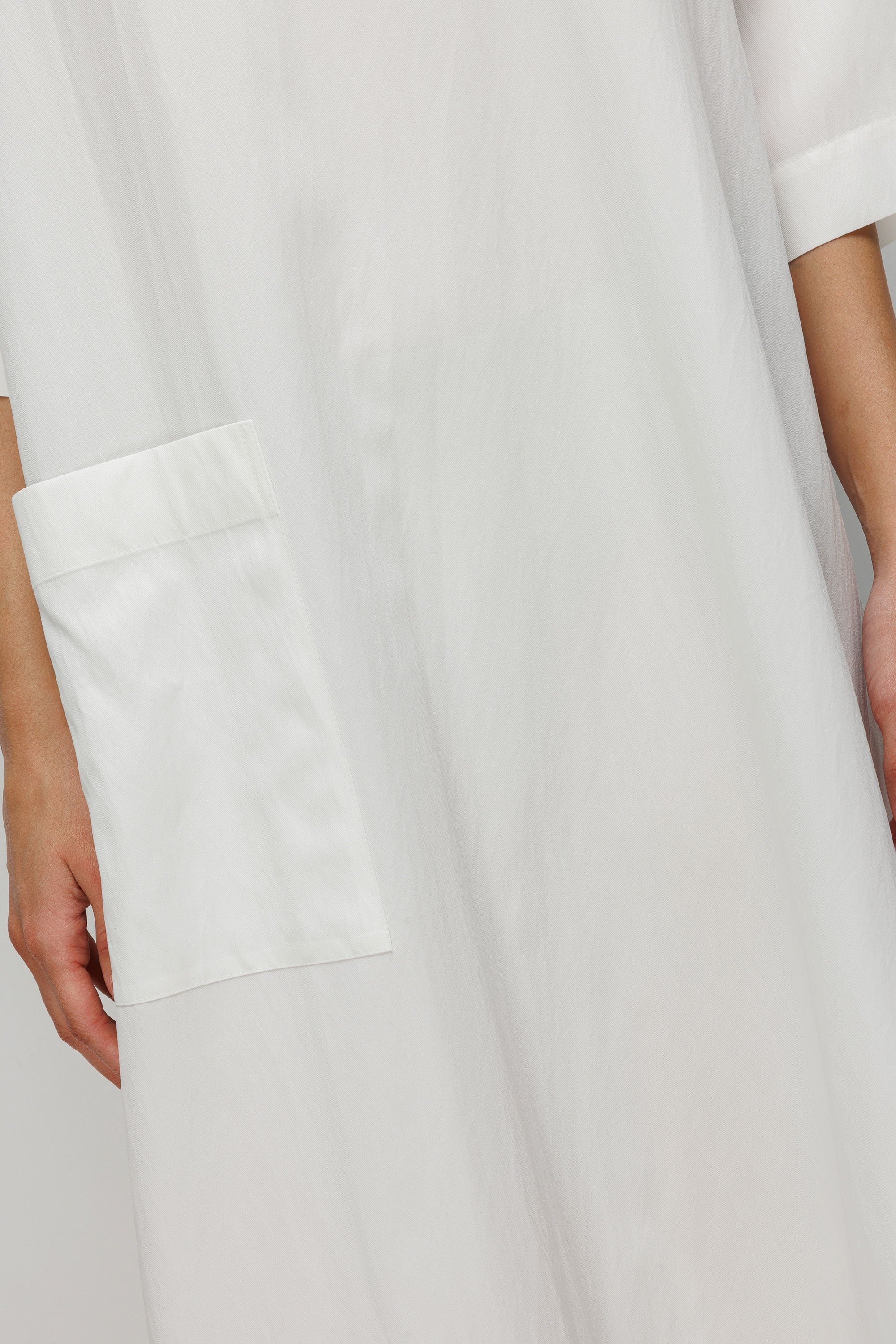 Kayık Yaka Cepli Elbise