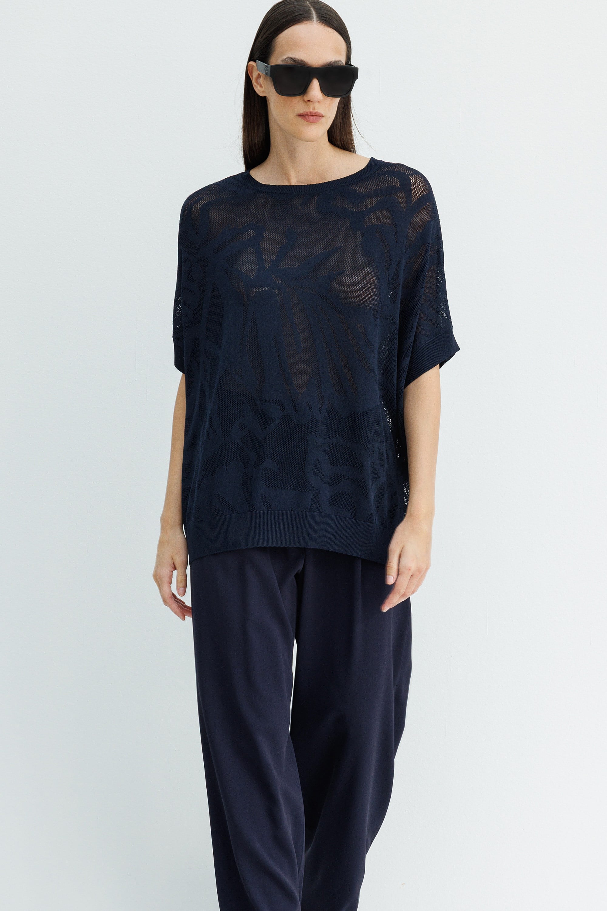 Kayık Yaka Jakarlı Triko