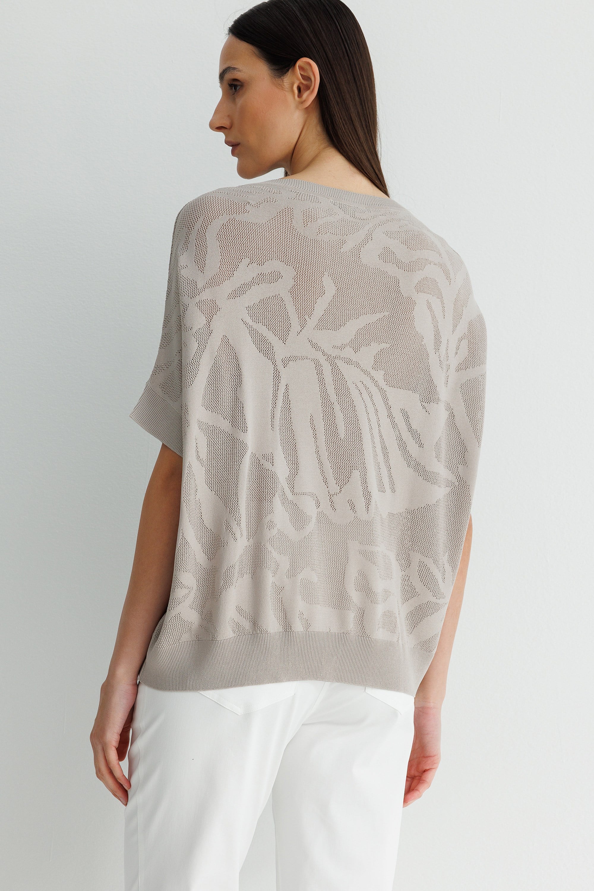 Kayık Yaka Jakarlı Triko