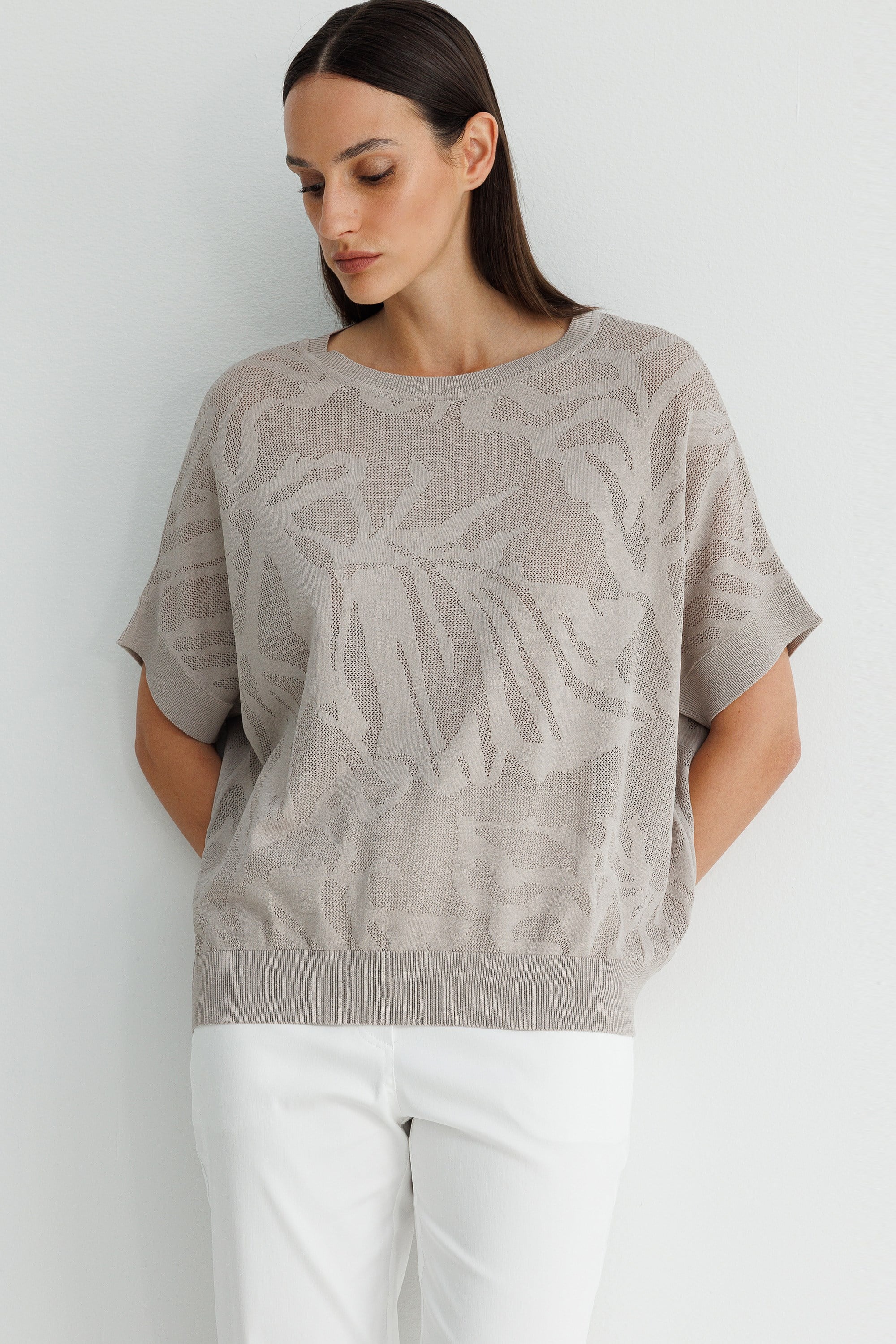 Kayık Yaka Jakarlı Triko