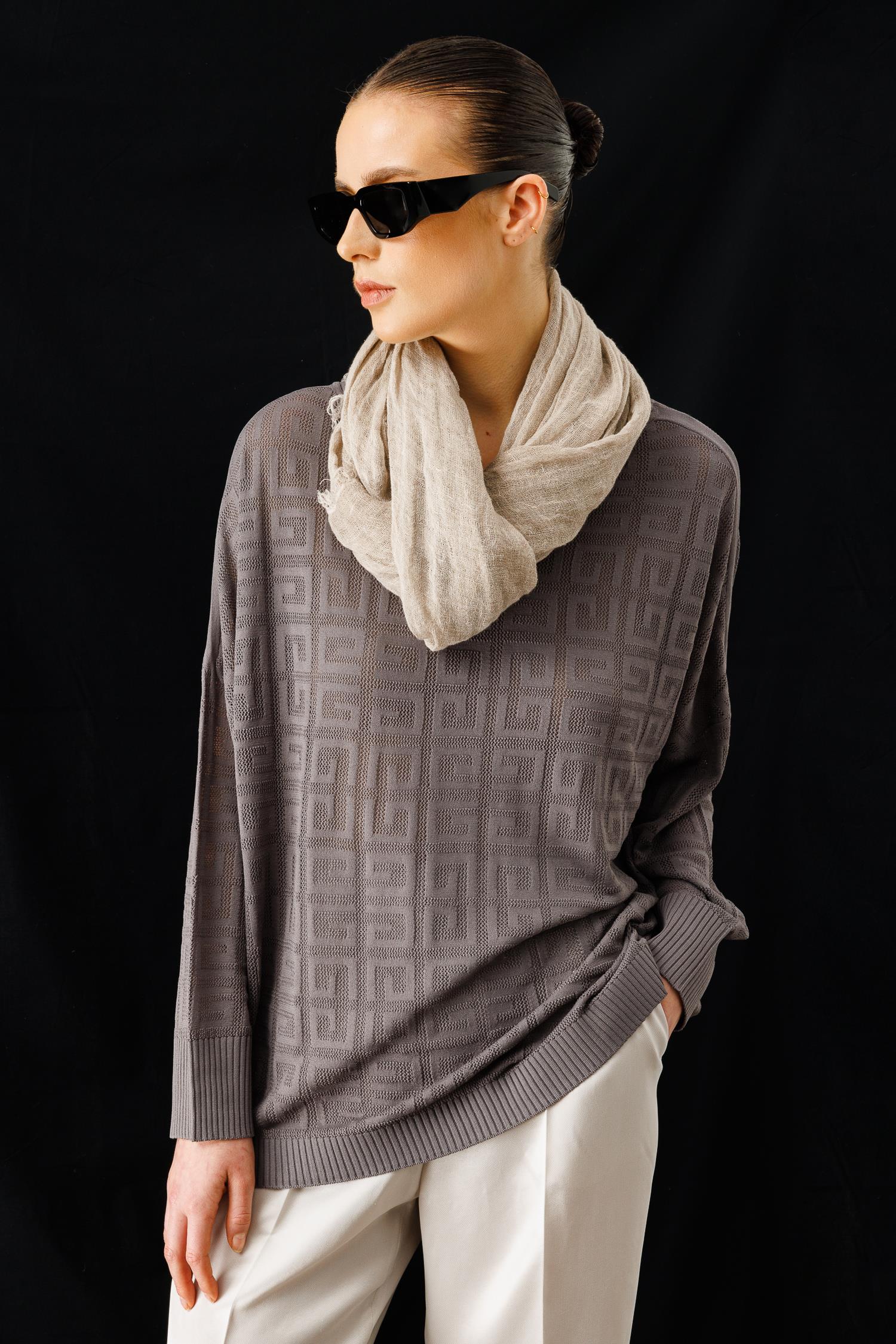 Kayık Yaka Jakarlı Triko