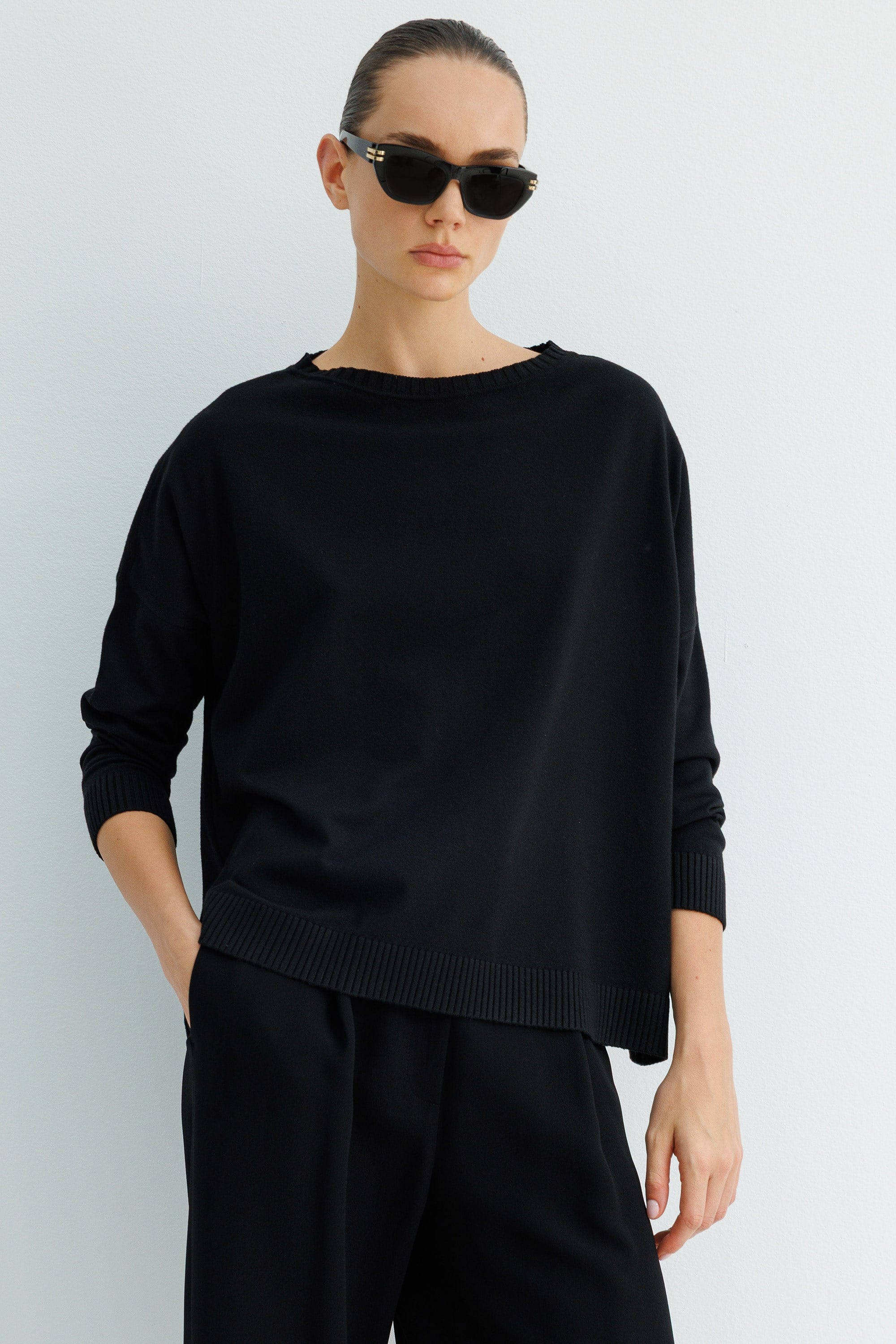 Kayık Yaka Oversize Triko