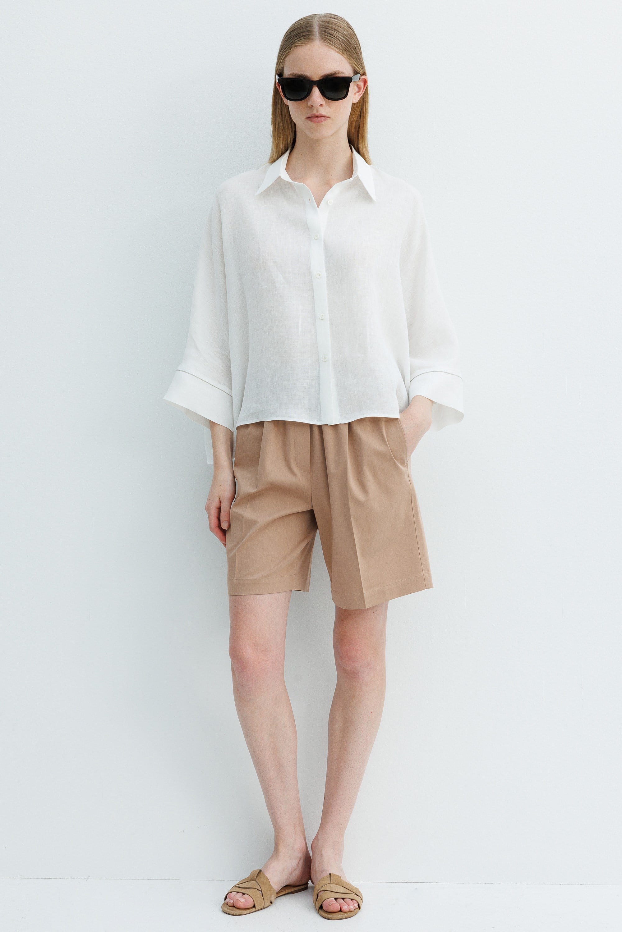 Kol Aksesuarlı Keten Bluz