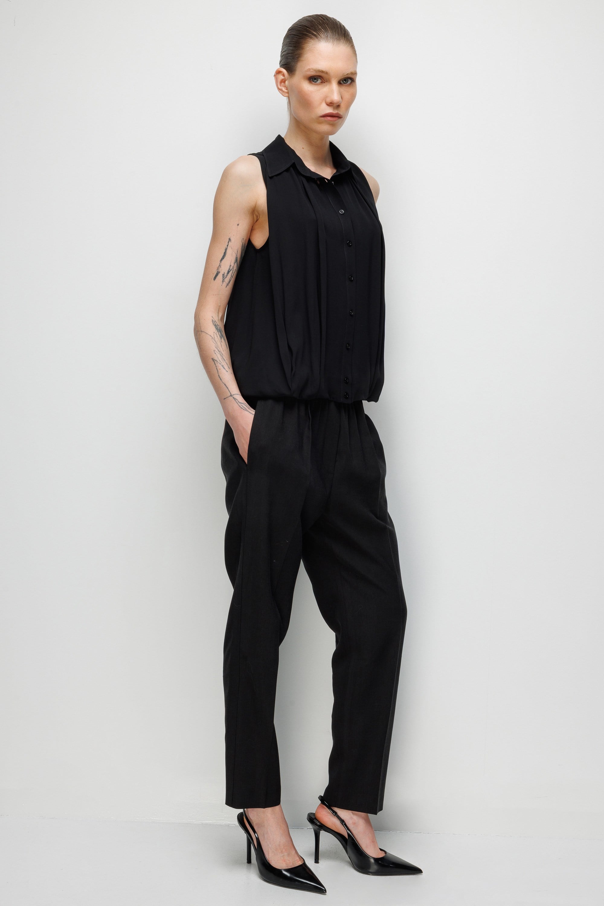 Kolsuz Drapeli Şifon Bluz