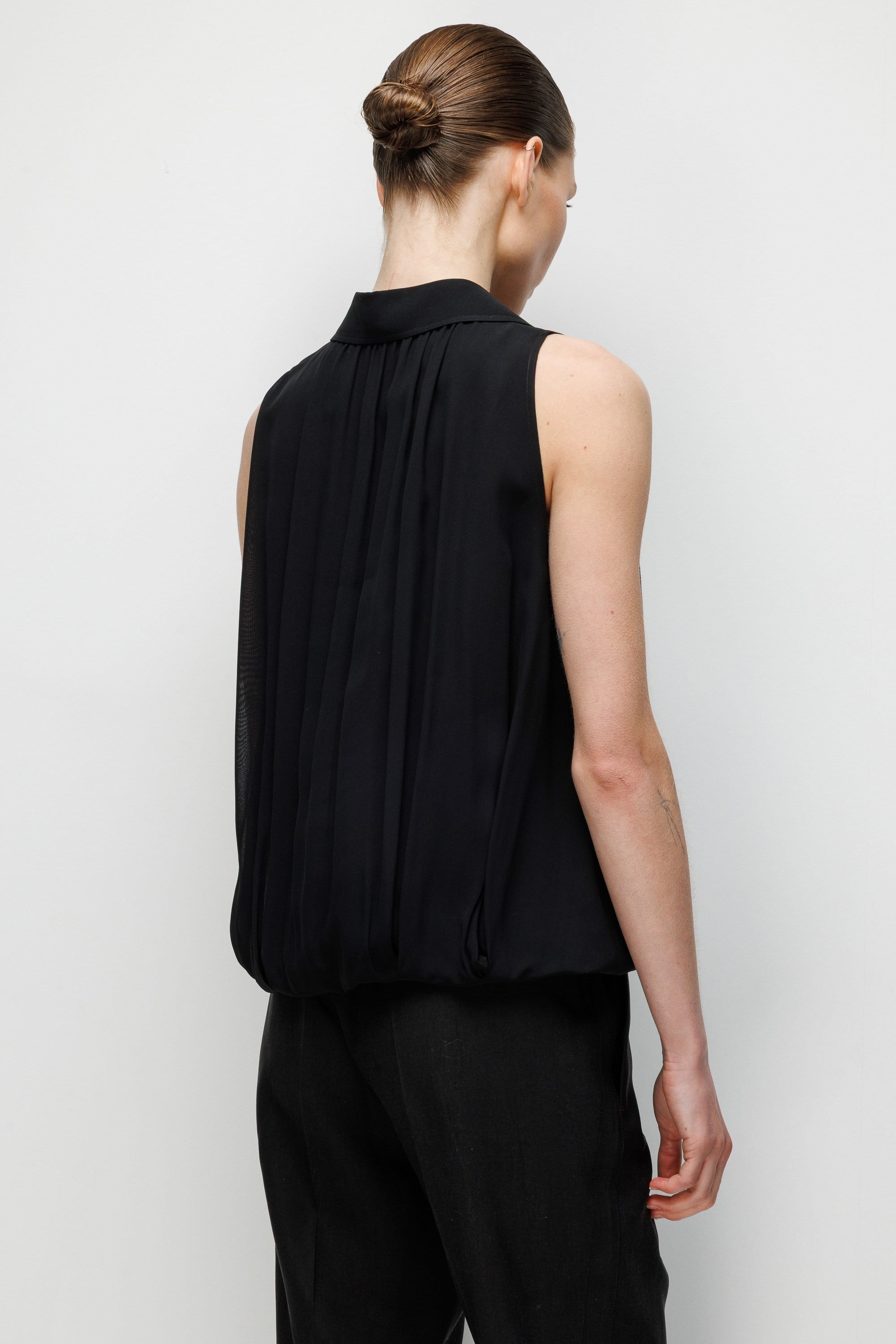 Kolsuz Drapeli Şifon Bluz