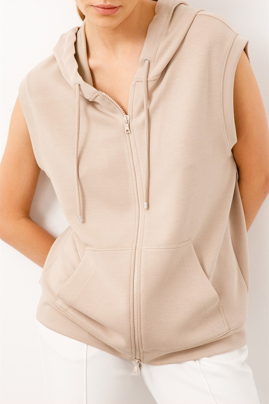 Kolsuz Kapüşonlu Sweat