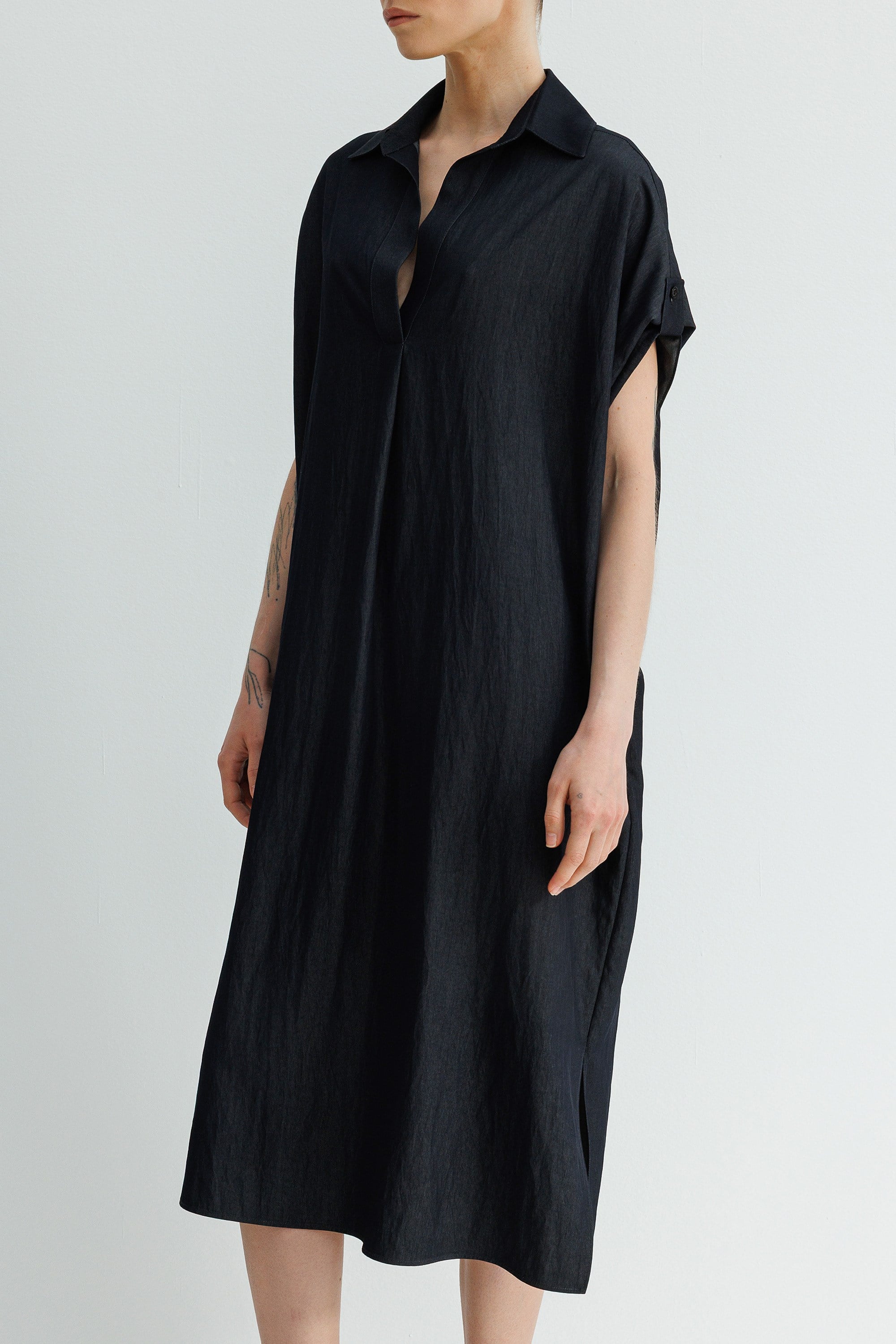 Kolu Apoletli Elbise