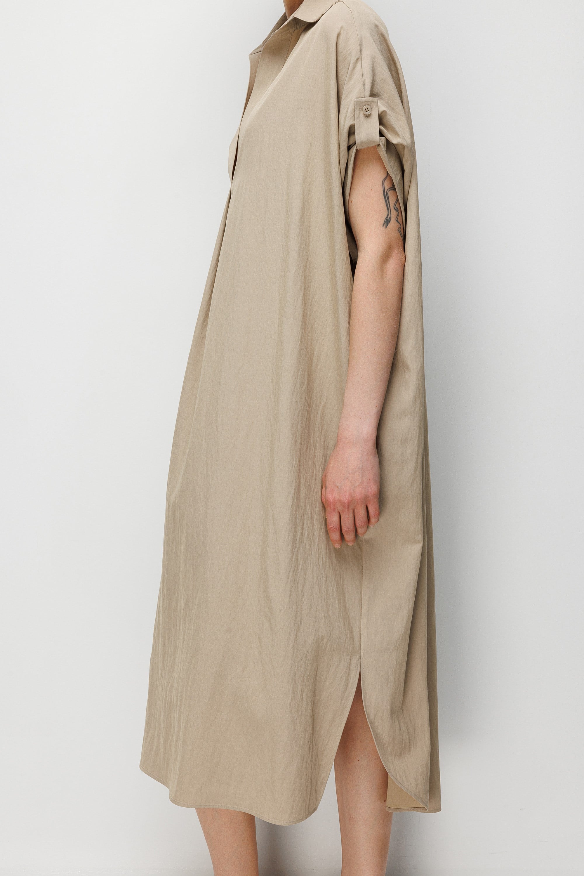 Kolu Apoletli Elbise