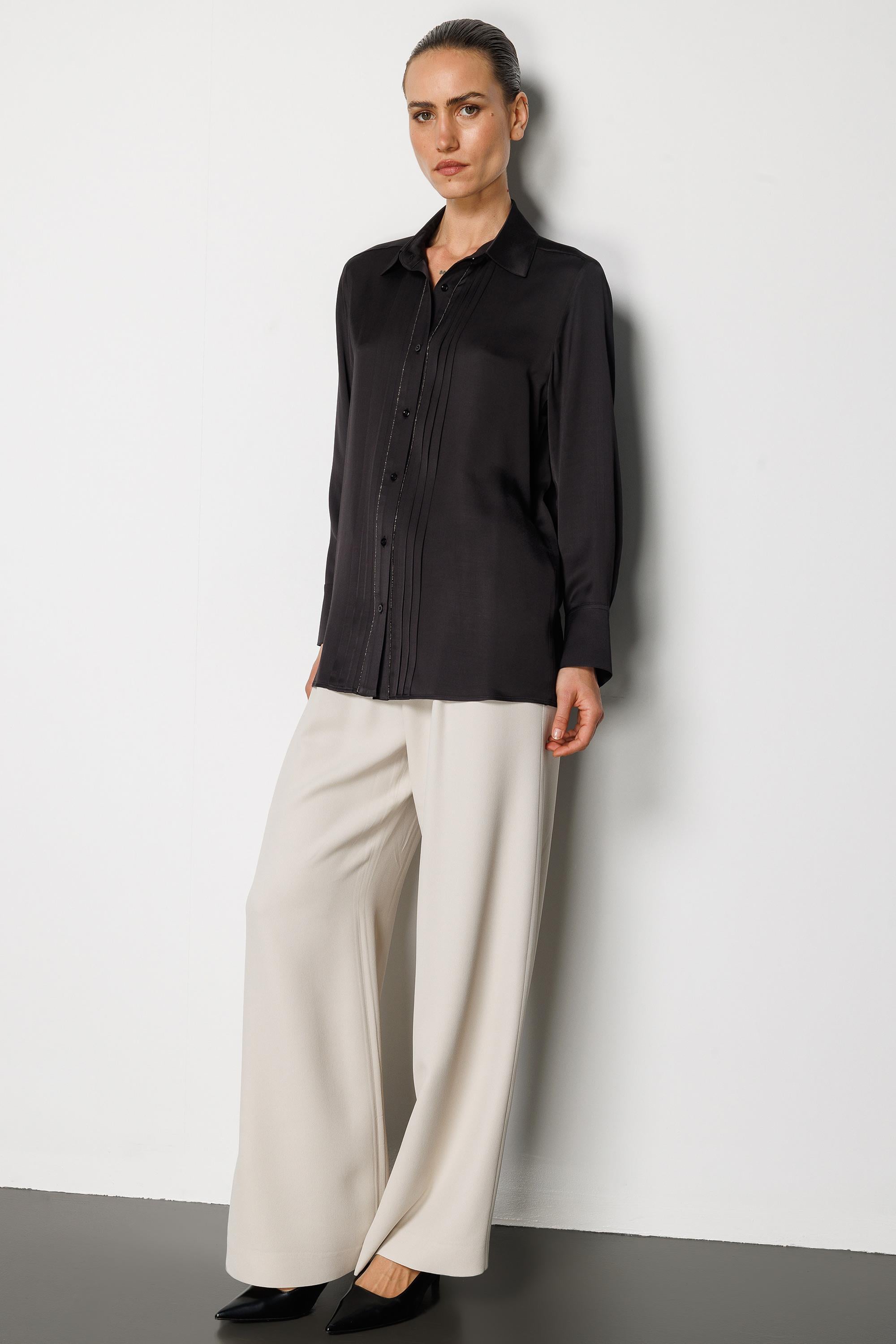 Metal Aksesuarlı Bluz