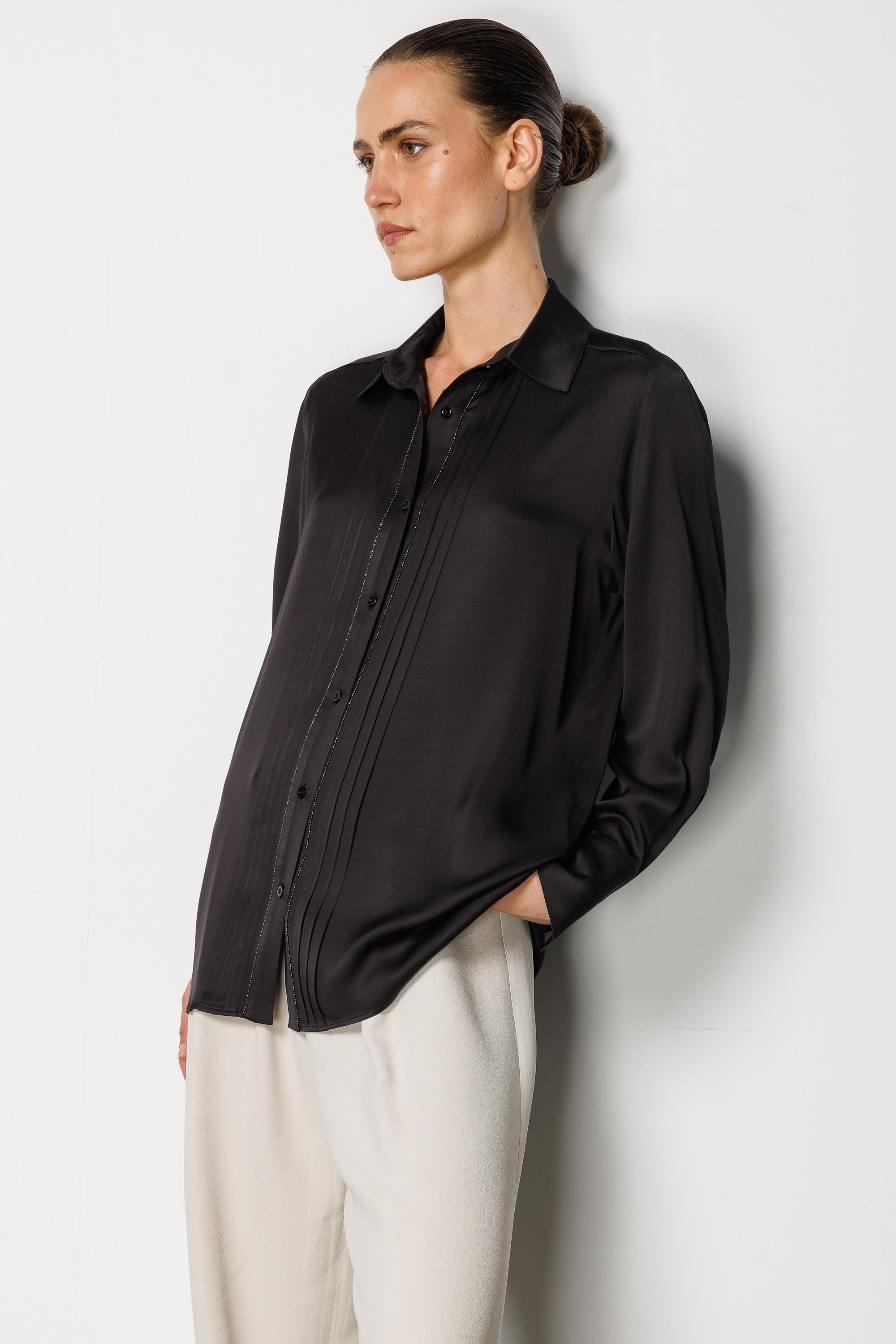 Metal Aksesuarlı Bluz