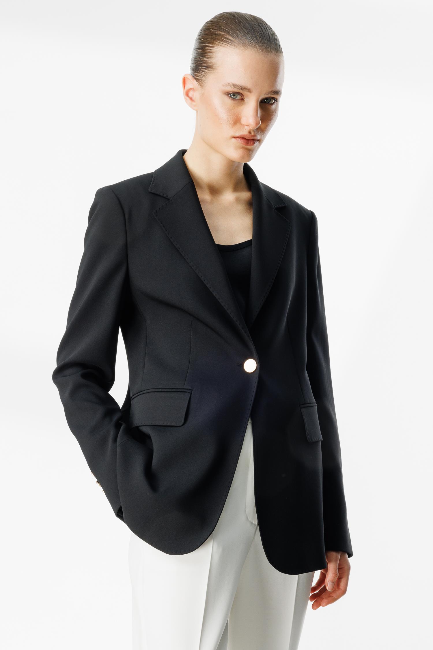 Metal Düğmeli Puntolu Ceket