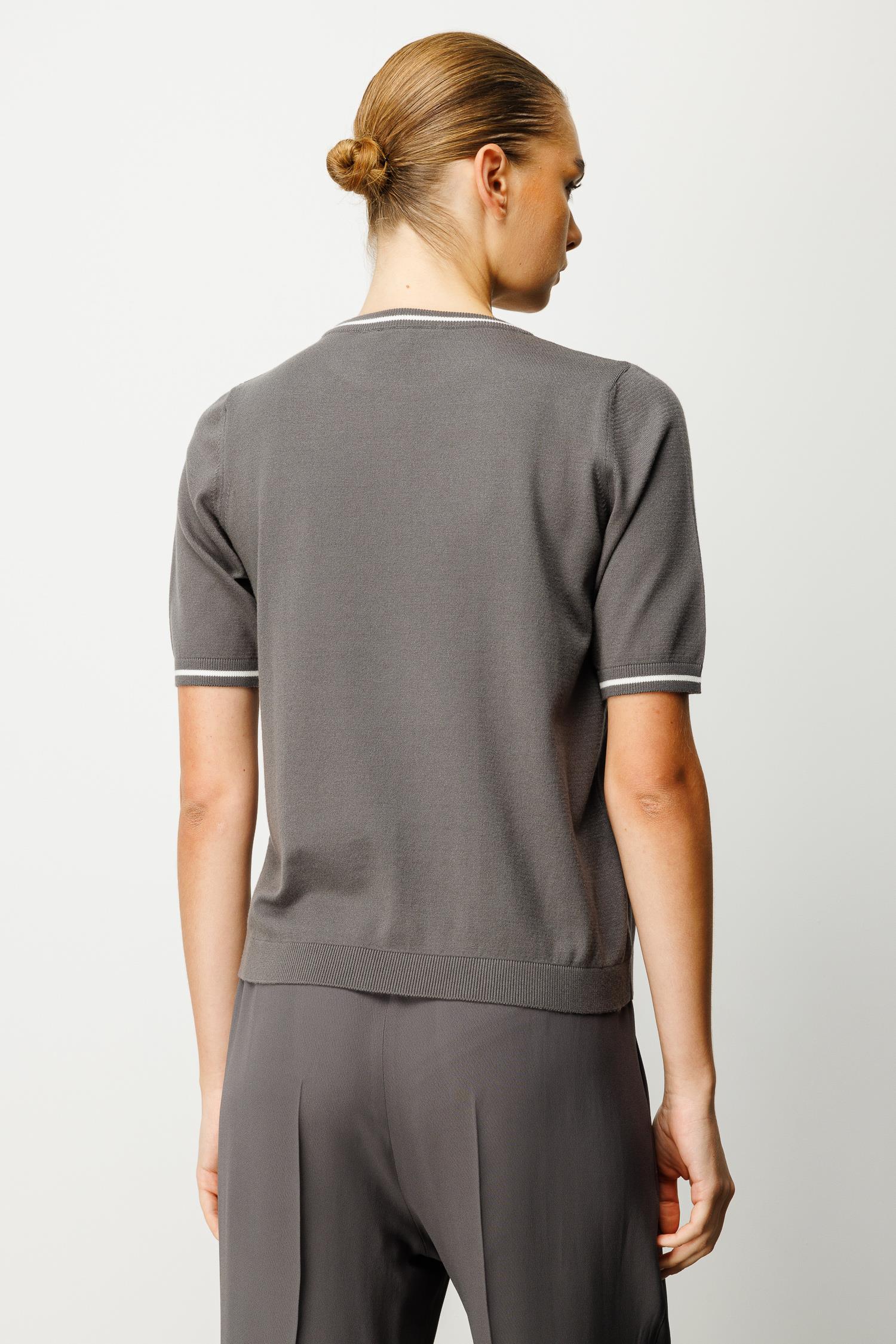 O Yaka Çizgili Yarım Kol Triko