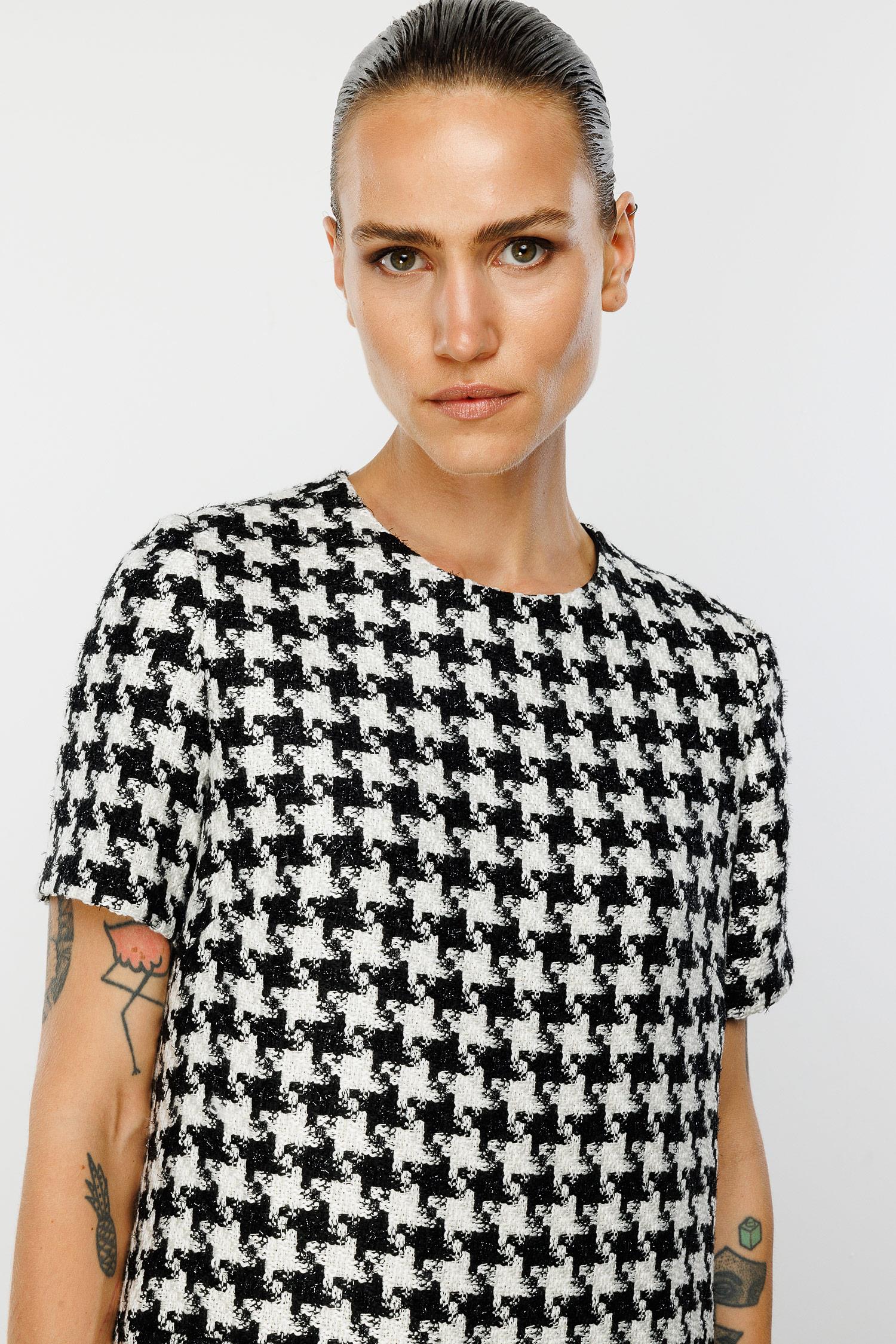 O Yaka Kazayağı Elbise