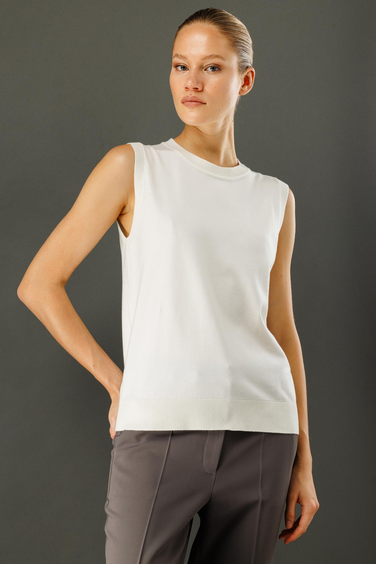 O YAKA KOLSUZ TRİKO