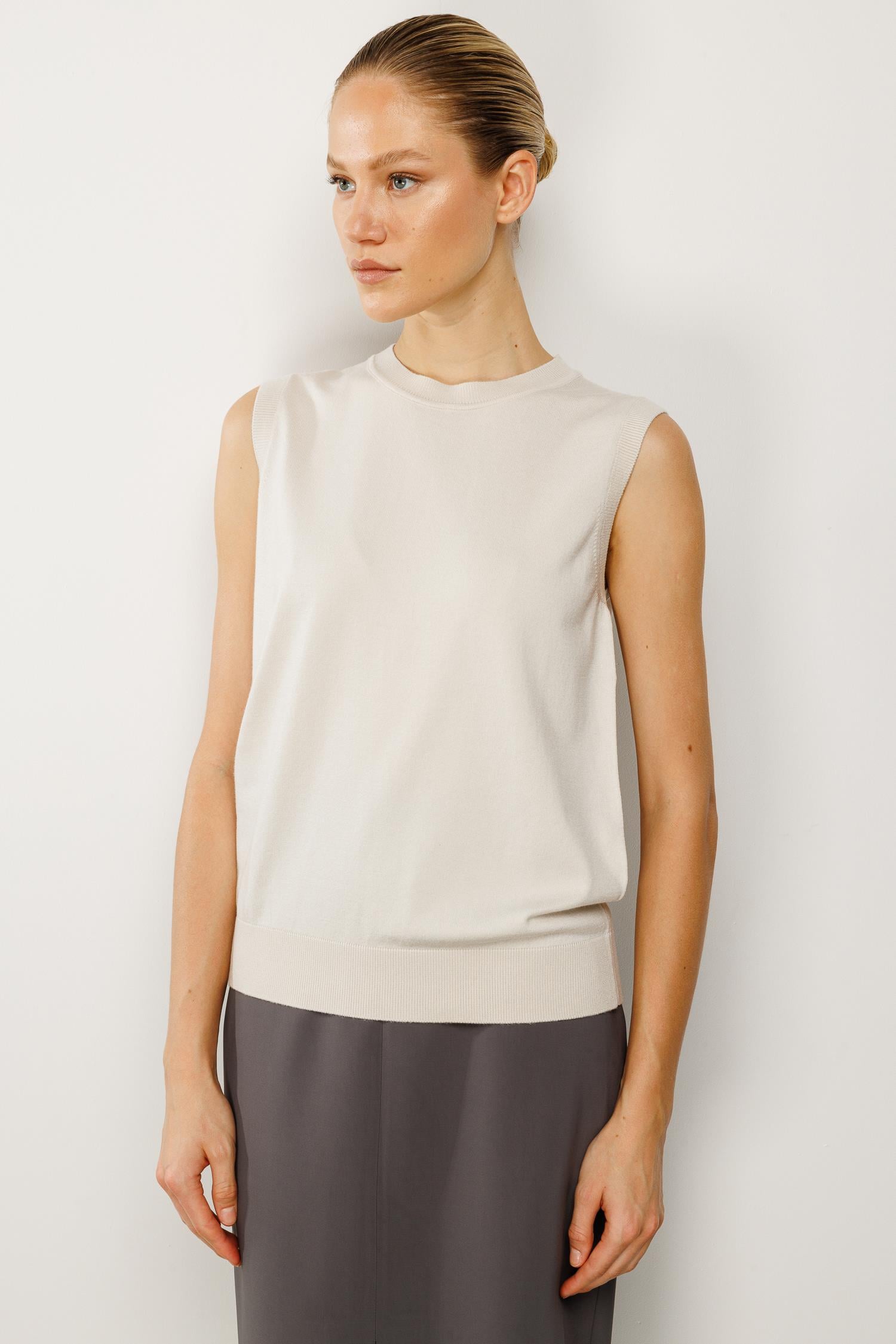 O YAKA KOLSUZ TRİKO