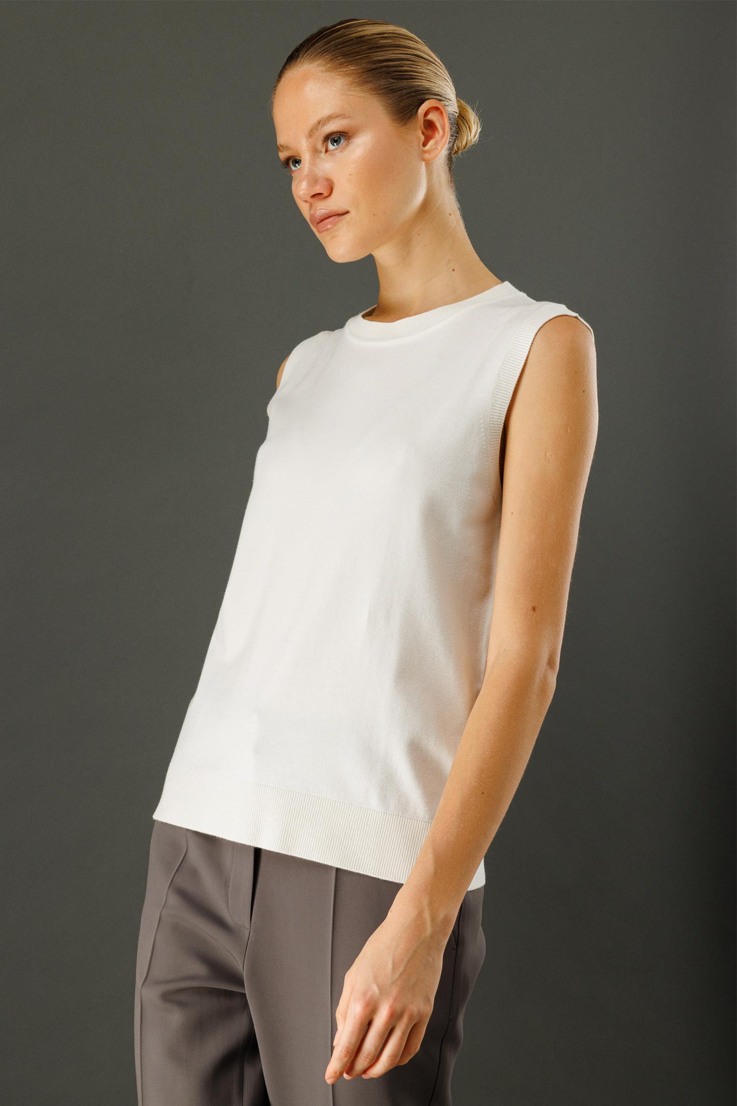 O YAKA KOLSUZ TRİKO