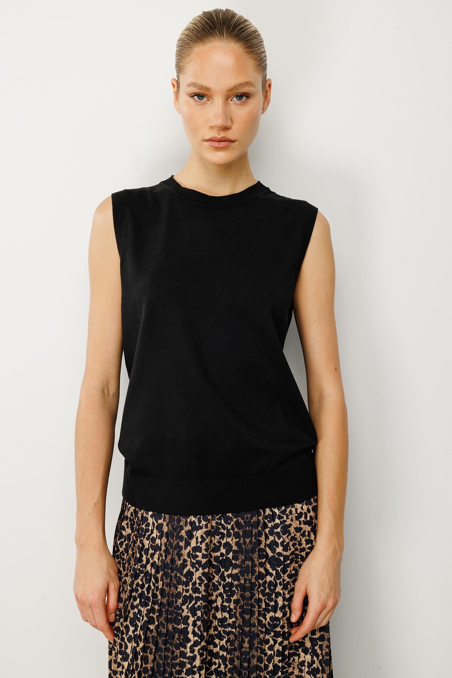 O YAKA KOLSUZ TRİKO