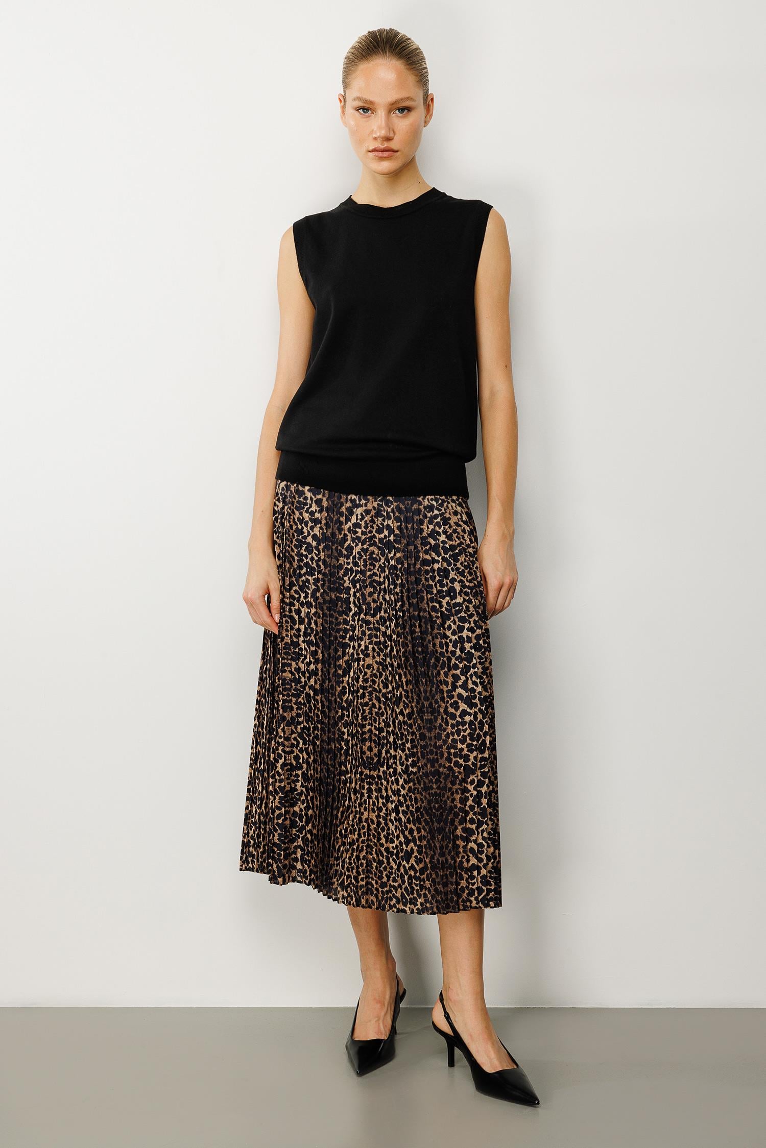 O YAKA KOLSUZ TRİKO