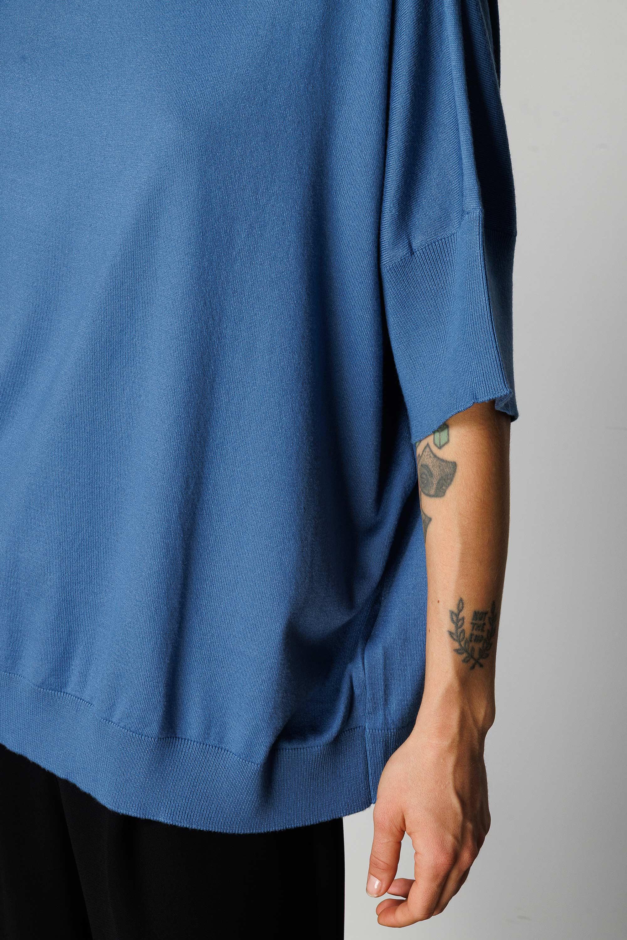 O Yaka Oversize Triko
