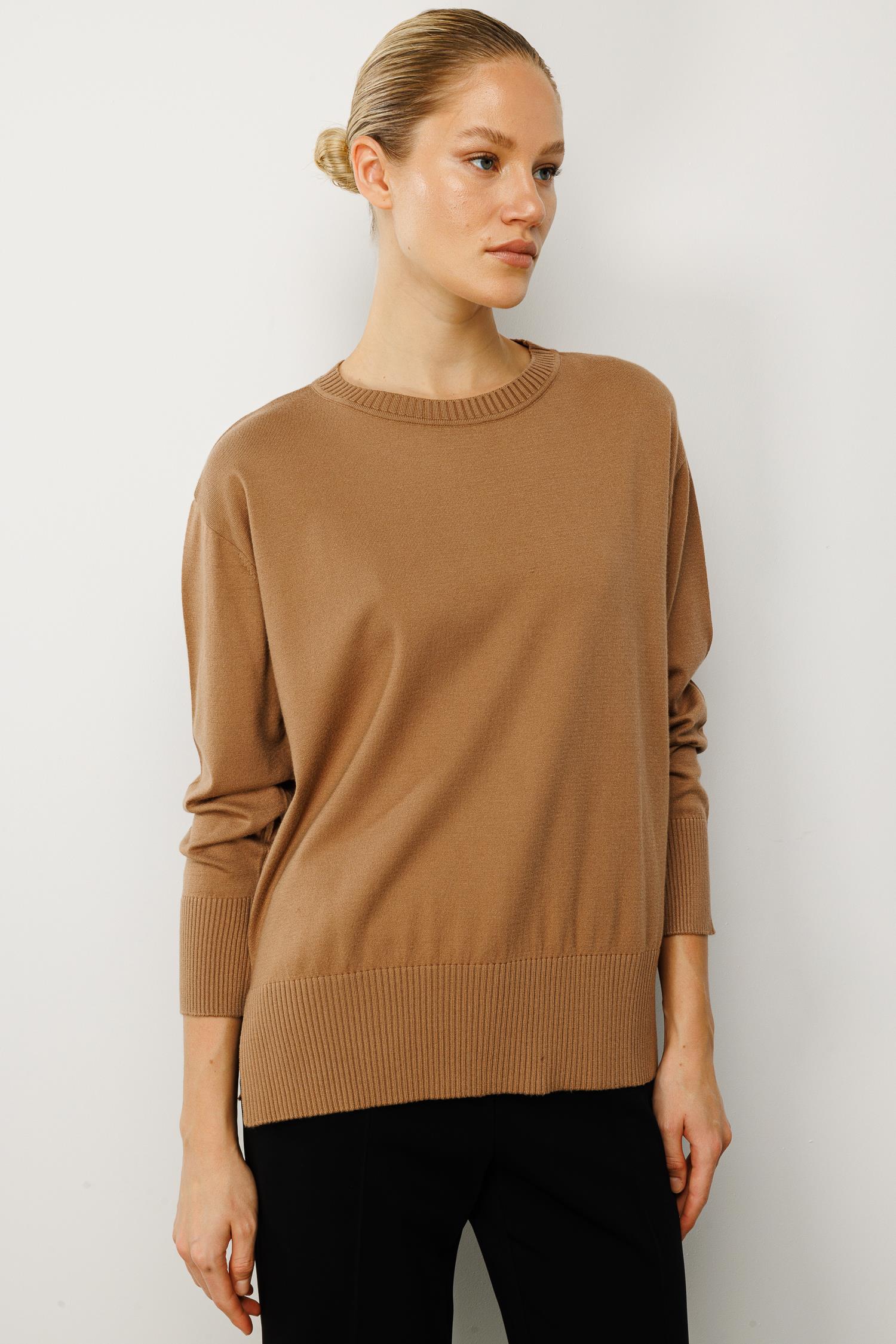 O Yaka Oversize Triko