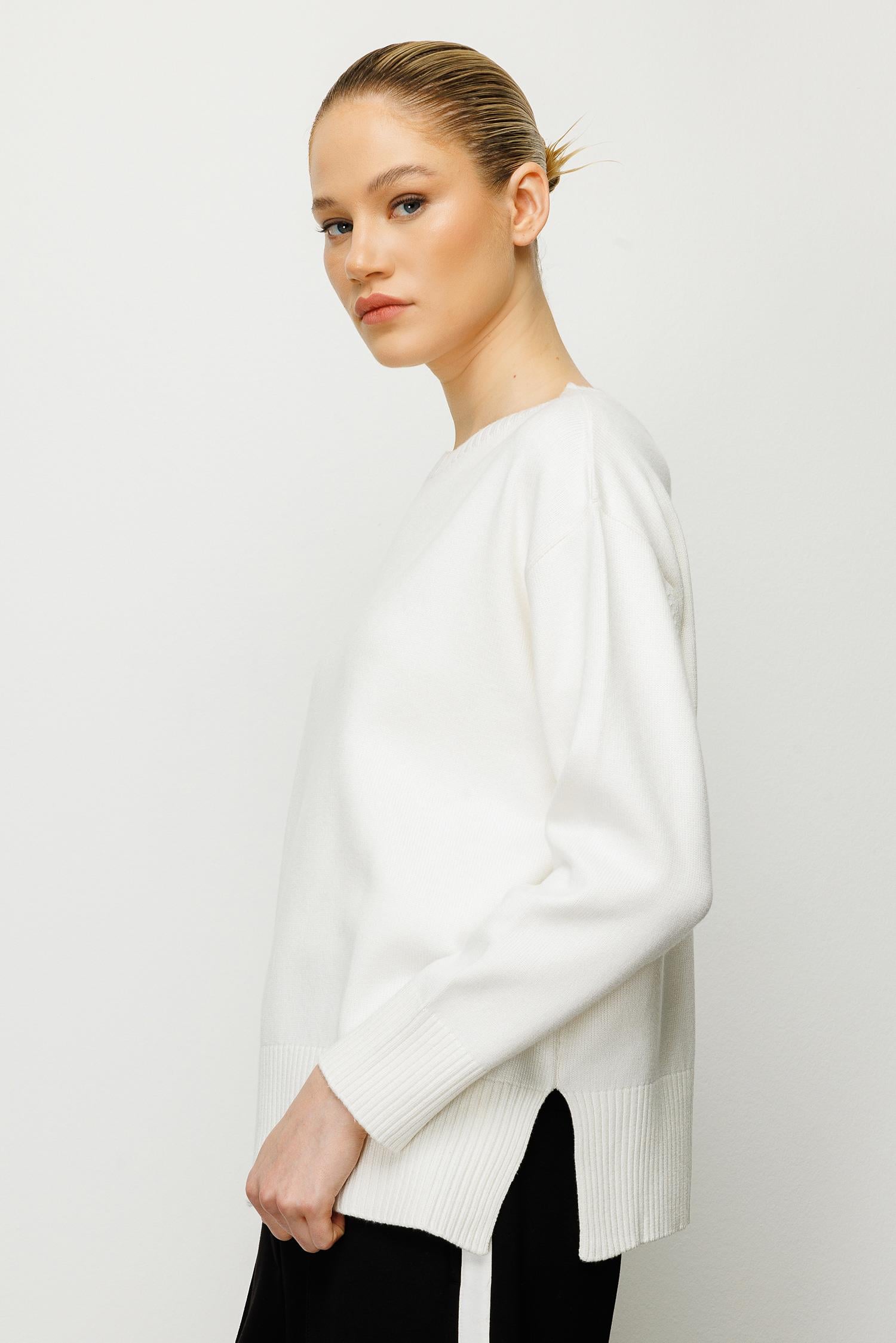 O Yaka Oversize Triko