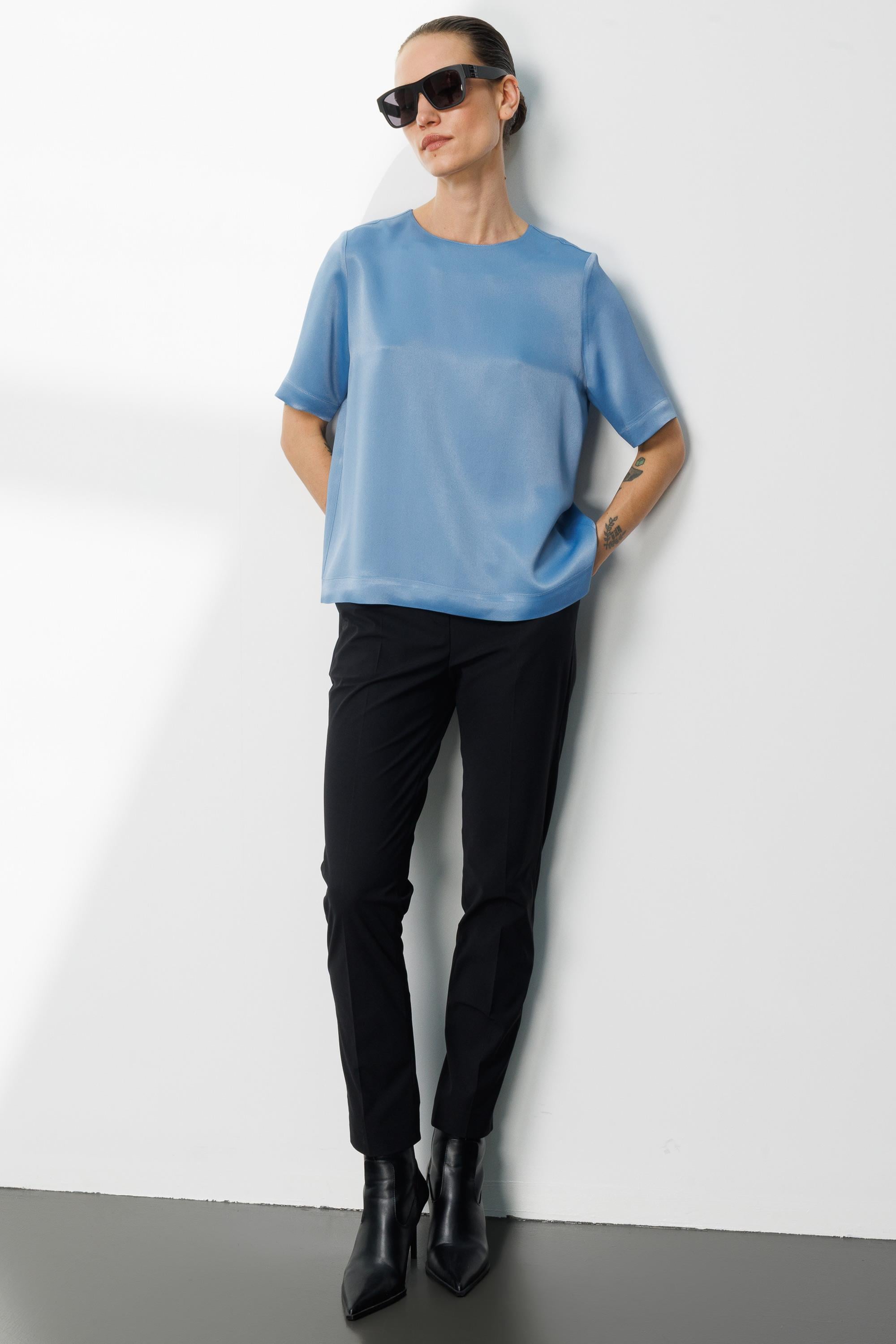 O Yaka Yarım Kol Bluz