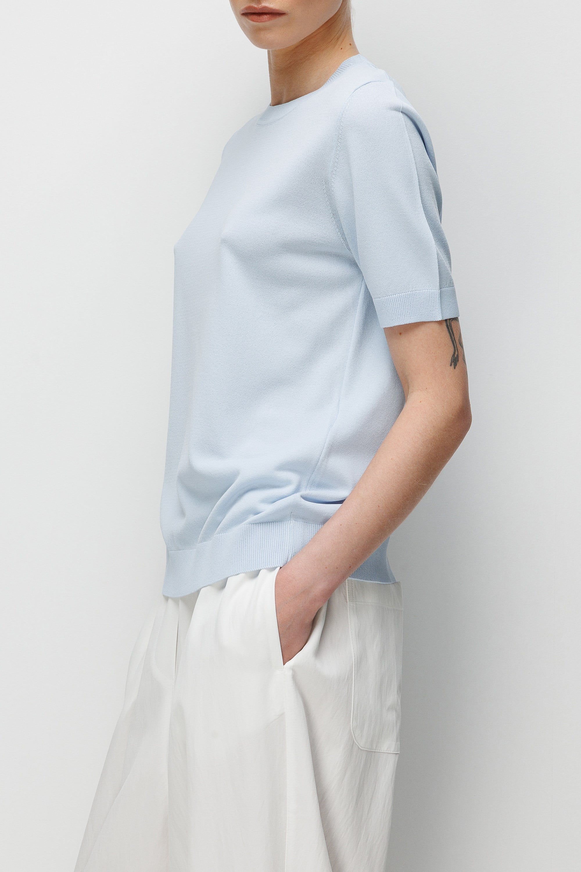 O Yaka Yarım Kol Triko