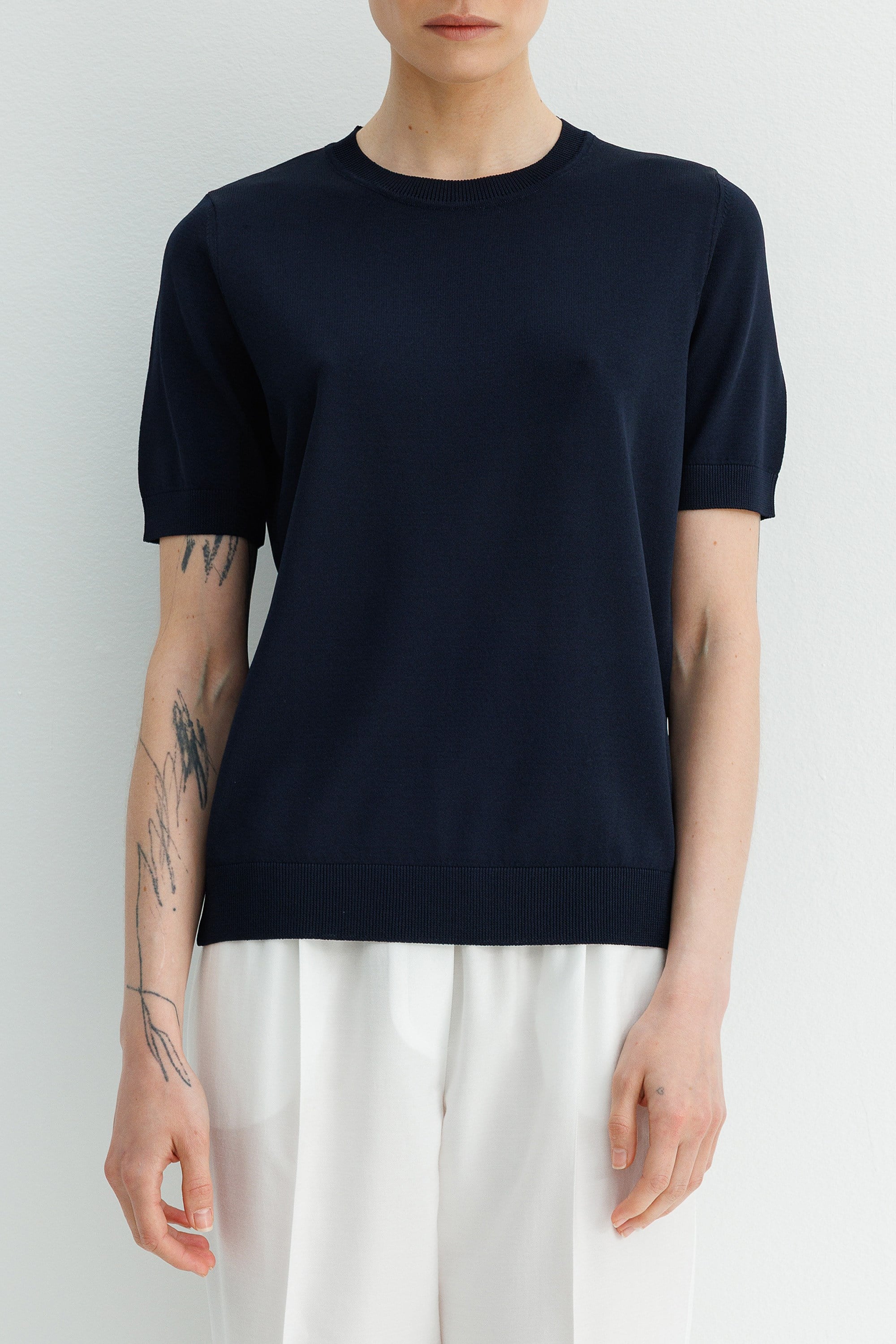 O Yaka Yarım Kol Triko