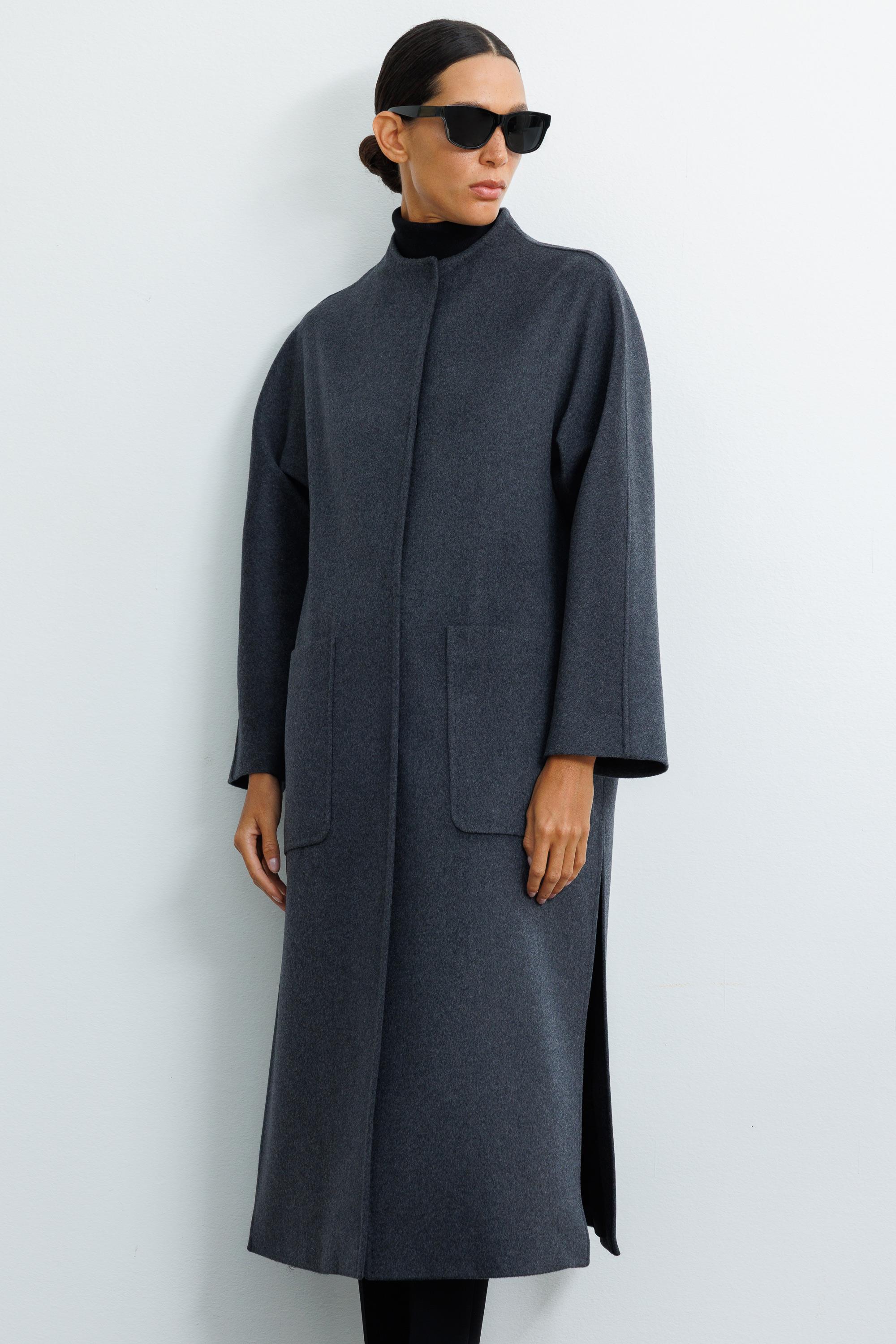 O Yaka Yırtmaçlı Uzun Manto